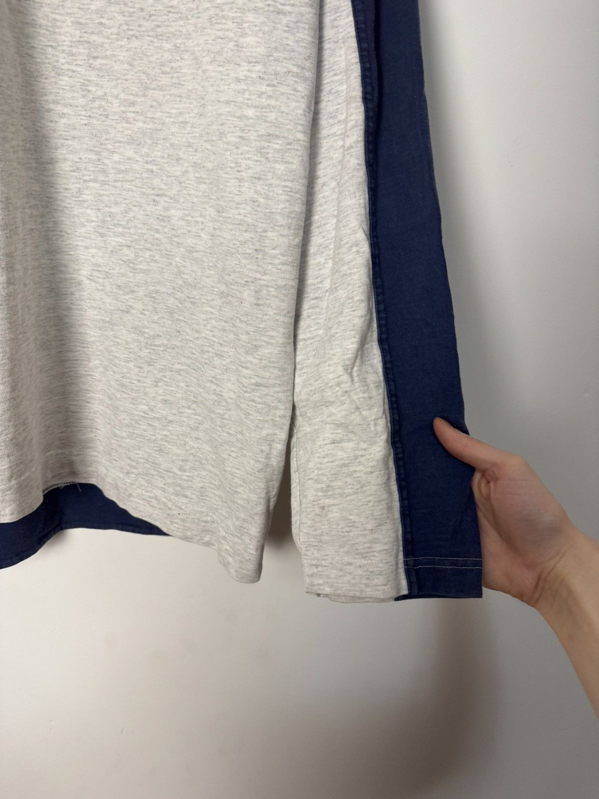 Nike Vintage 90s Nike Swoosh Logo Crewneck Sweatshirt Y2K Size US L / EU 52-54 / 3 - 9 Thumbnail