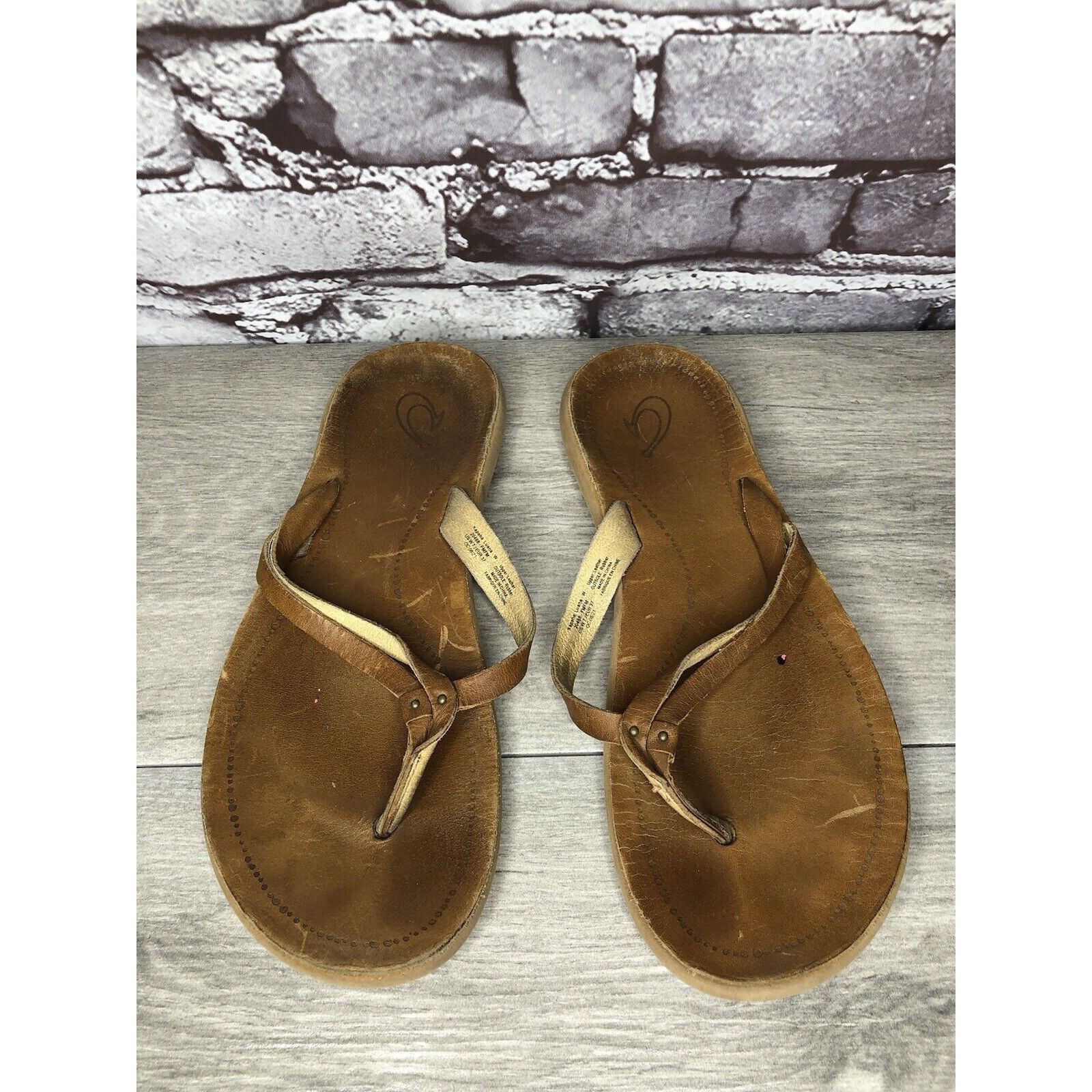 Olukai OluKai Kapehe Luana Sahara Brown Leather Flip Flop Sandals W Size US 7 / IT 37 - 9 Thumbnail