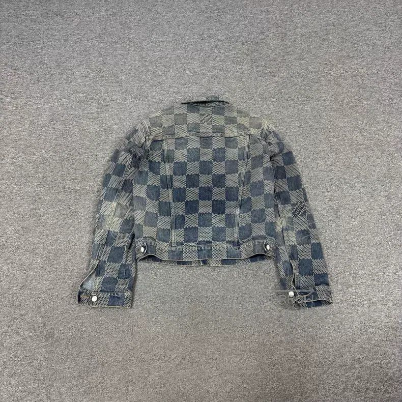 Louis Vuitton Louis Vuitton Make an old checkerboard denim cropped jacke Size US L / EU 52-54 / 3 - 2 Thumbnail