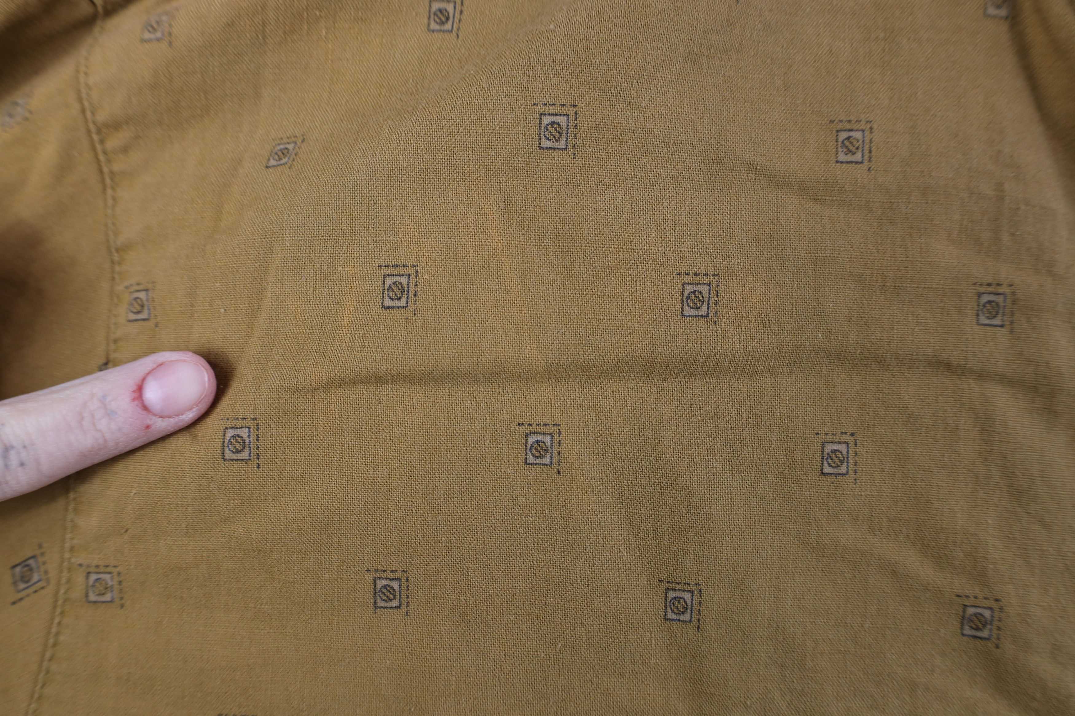 Vintage Vintage 90s Streetwear Geometric Collared Button Down Shirt Size US M / EU 48-50 / 2 - 4 Thumbnail