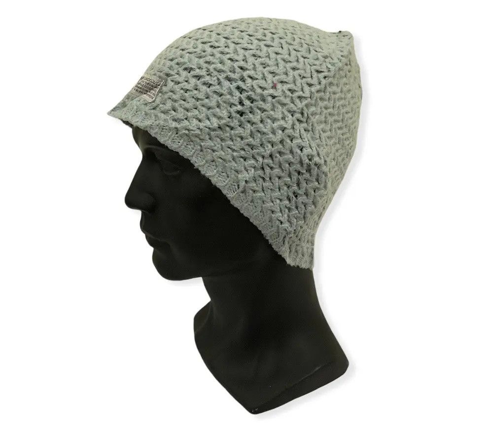 Designer × Vintage Vintage DCshoes Trademark logo Beanie Hat Size ONE SIZE - 3 Thumbnail