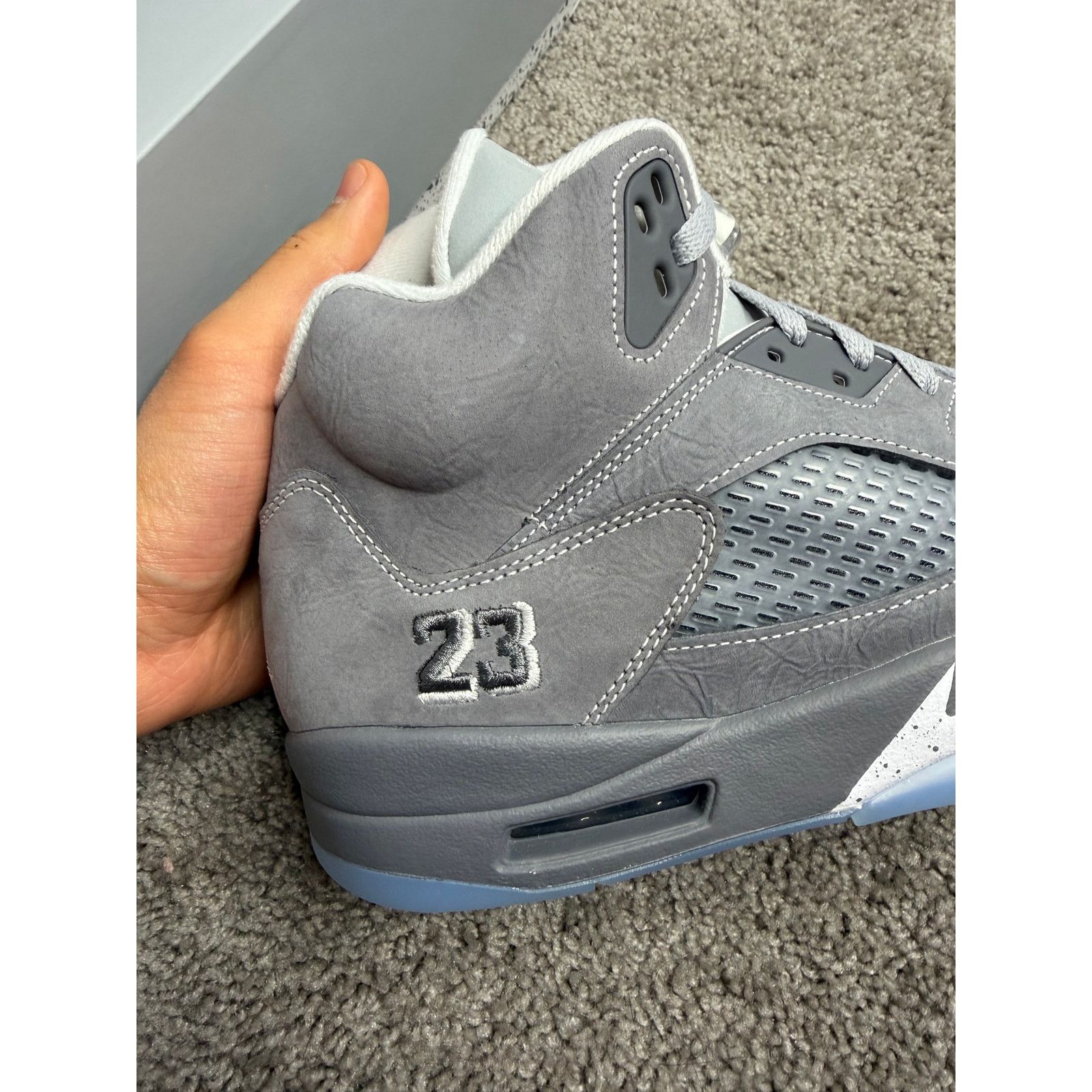 Jordan Brand Air Jordan 5 Retro Wolf Grey Shoes Size 11 Size US 11 / EU 44 - 6 Thumbnail