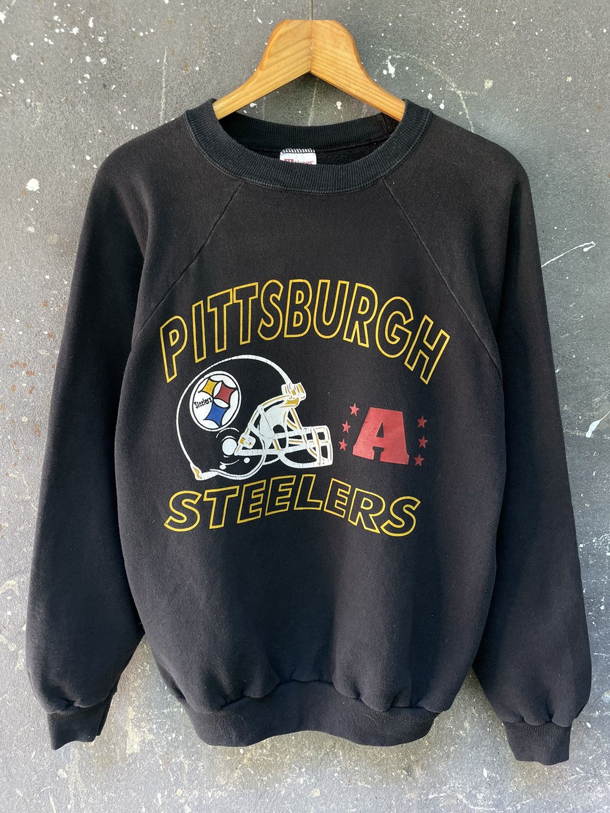 NFL Vintage 90’s Pittsburgh Streelers Crewneck Sweatshirt Hanes Size US XXL / EU 58 / 5 - 2 Thumbnail