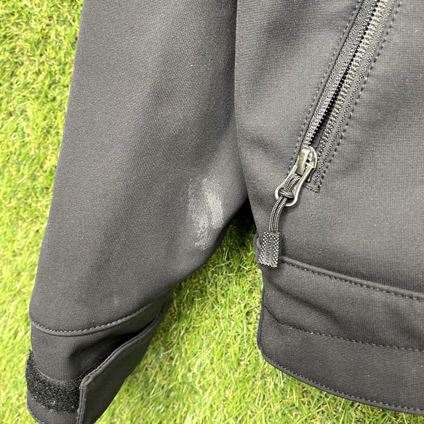 Carhartt Carhartt Crowley Soft Shell Jacket Rain Defender Mens Large Black Lined Size US L / EU 52-54 / 3 - 4 Thumbnail