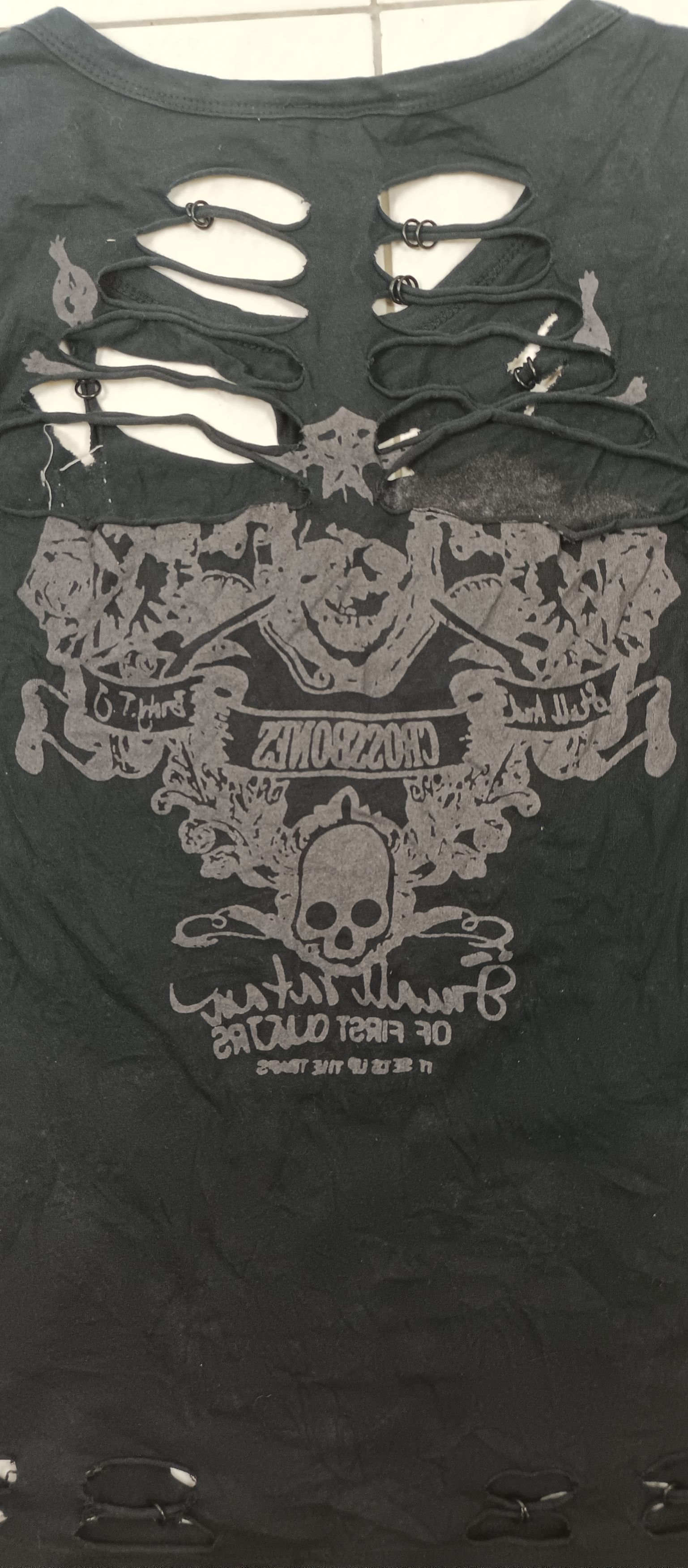 Vintage Crossbonez Distressed Skull Short Sleeve Strict TShirt Size M / US 6-8 / IT 42-44 - 6 Thumbnail
