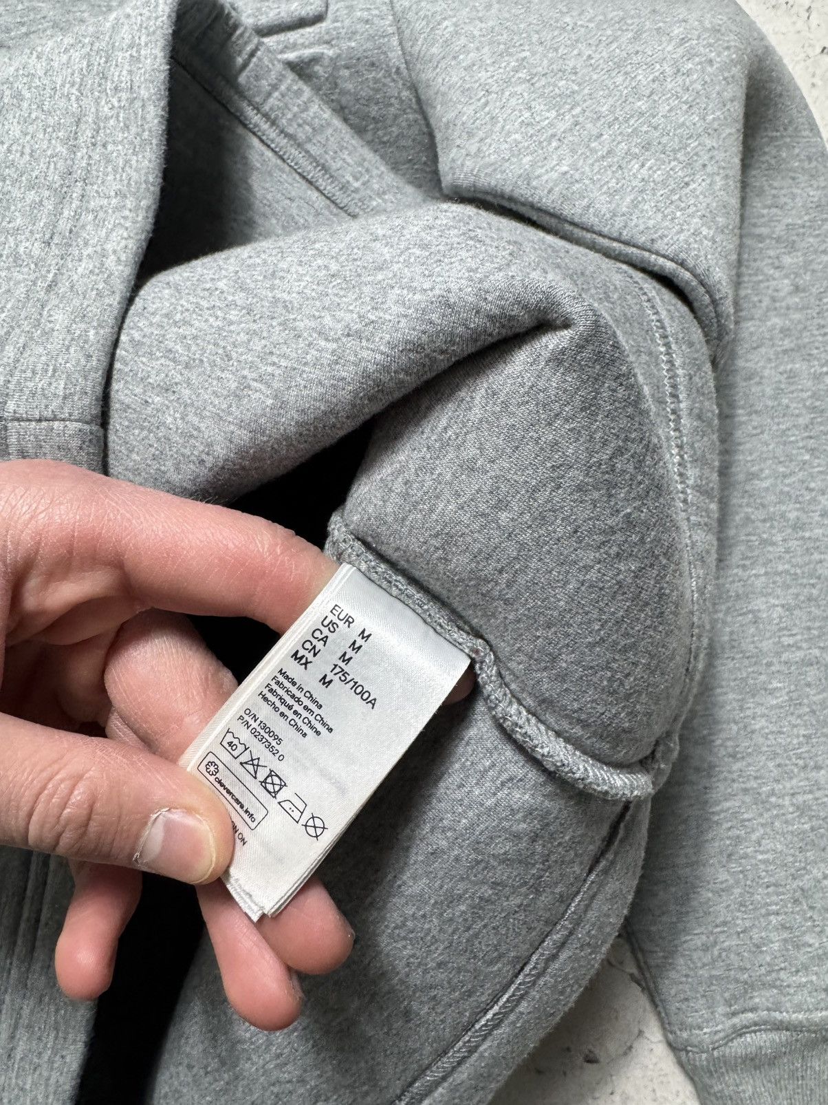 Alexander Wang × H&M Alexander Wang x H&M Big Logo Sweatshirt Size M Size US M / EU 48-50 / 2 - 7 Thumbnail