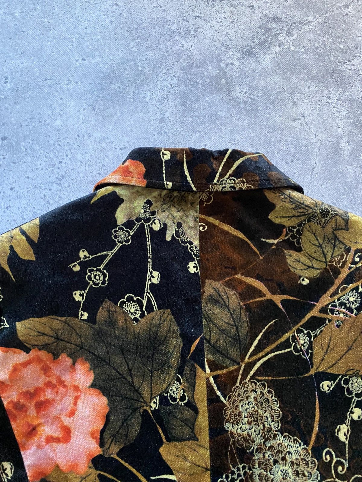 Roberto Cavalli Luxury Class Roberto Cavalli Blazer Vintage Floral Italy Size L / US 10 / IT 46 - 20 Thumbnail