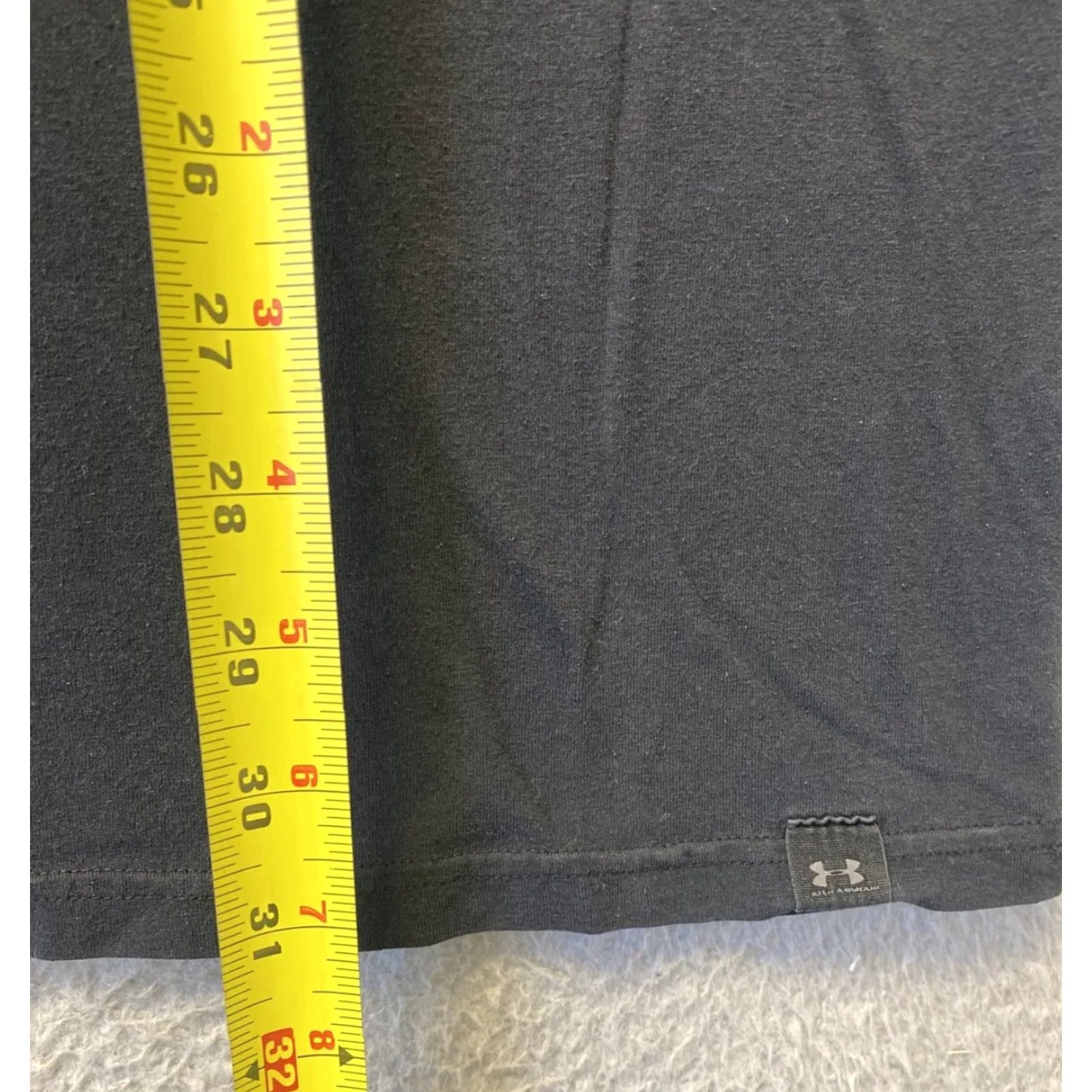 Under Armour Under Armour Shirt Mens Graphic T-Shirt World Champion Bull Logo XL / 108-55 Size US XL / EU 56 / 4 - 5 Thumbnail