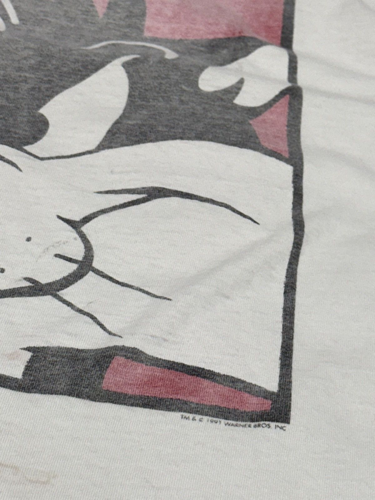 Vintage Vintage 1993 Warner Bro Sylvester Cat Distressed Cartoon Tee Size US M / EU 48-50 / 2 - 4 Thumbnail