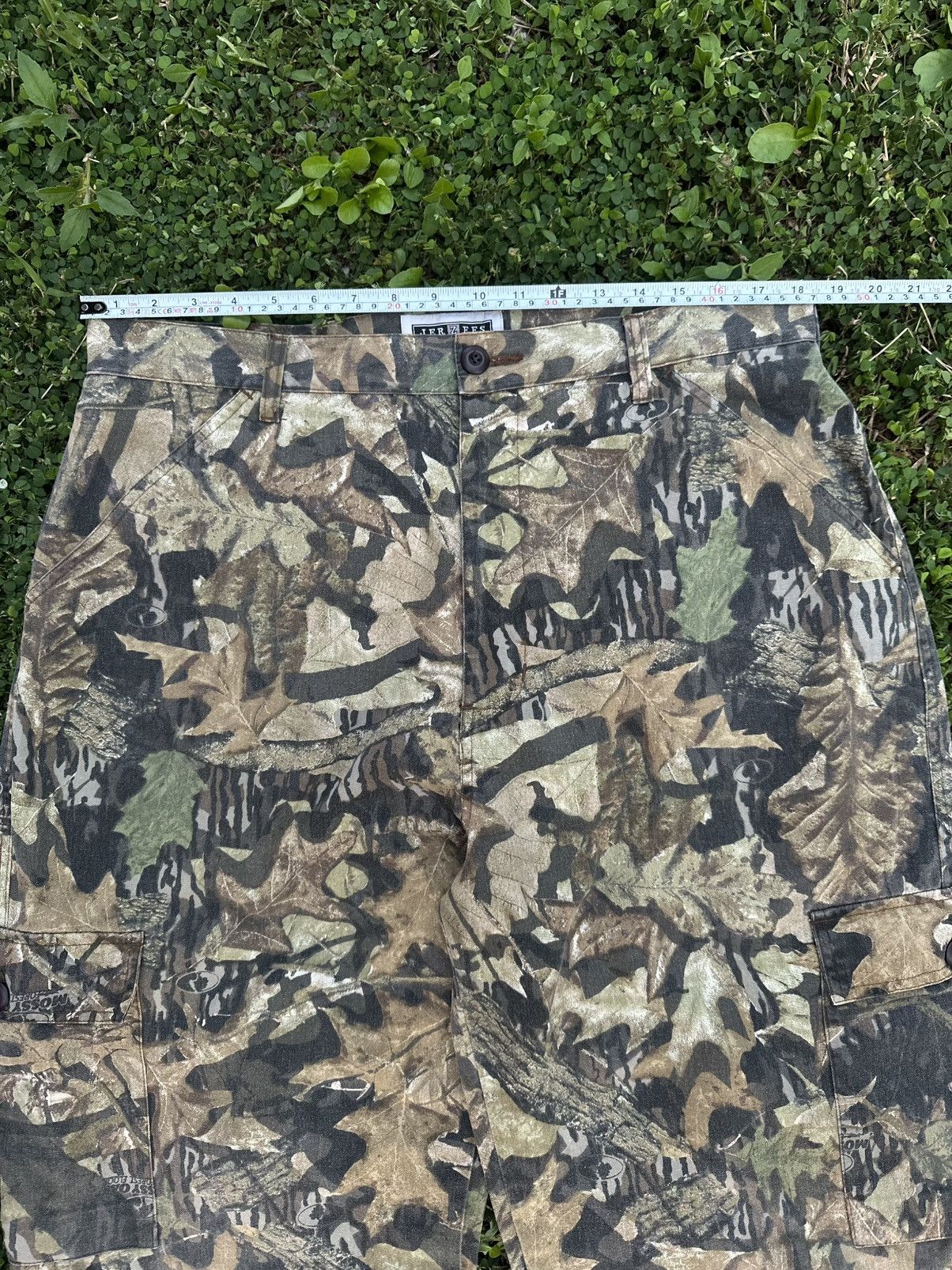 Carhartt × Realtree (37-34” adj.x30) Crazy Vintage Y2K Realtree Camo Cargo Pants Size US 37 - 5 Thumbnail