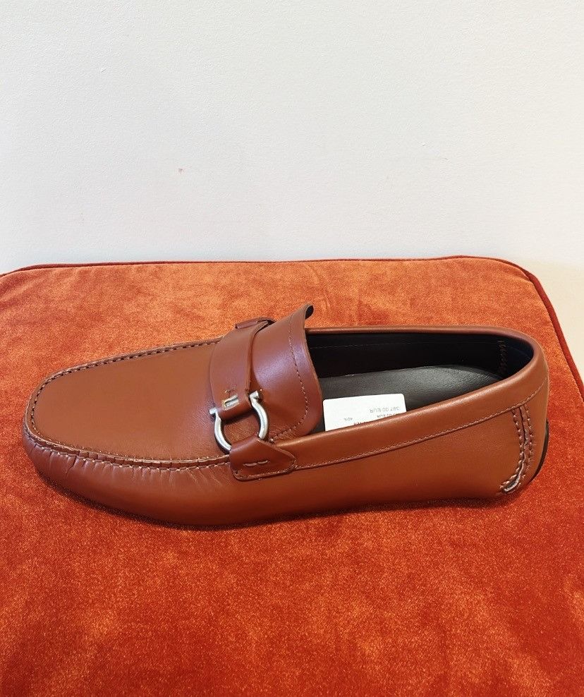 Salvatore Ferragamo o1s1rm1125 Gulliver Loafers in Brown Size US 10 / EU 43 - 1 Preview