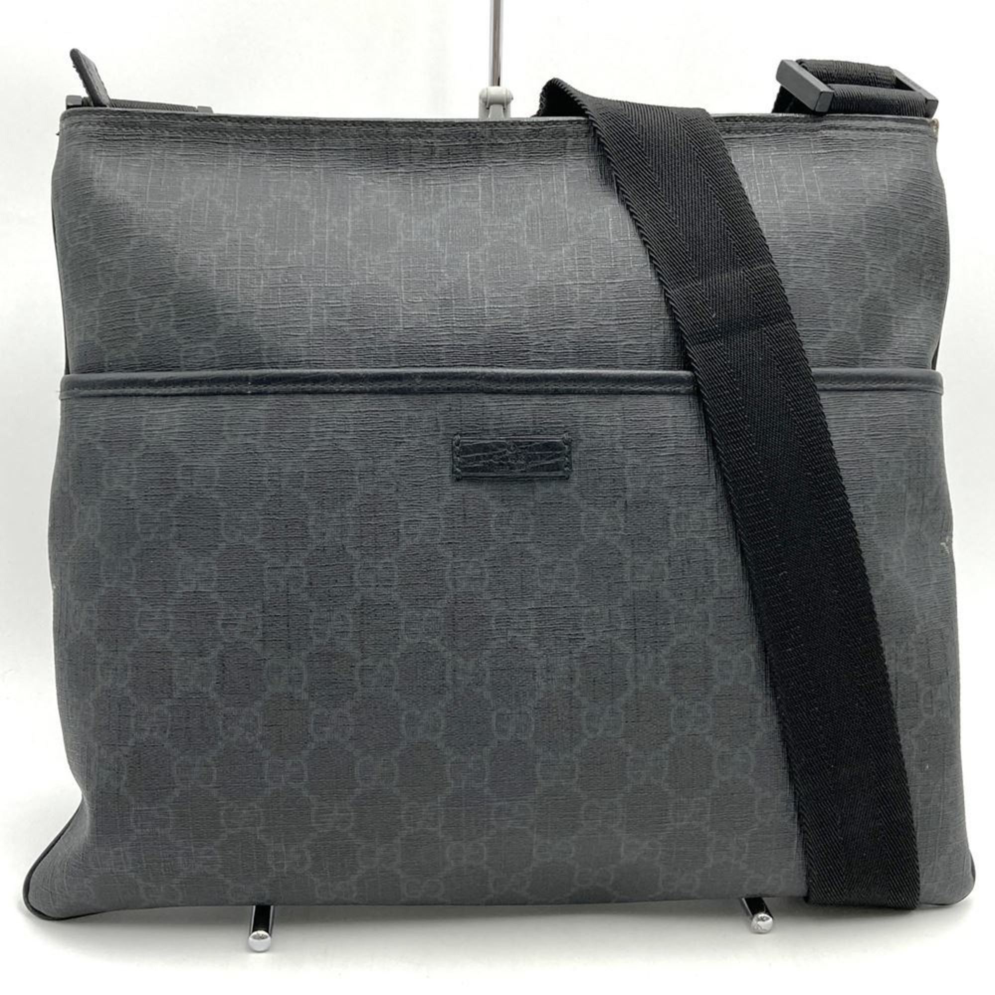 Gucci 162904 Shoulder Bag Width 34Cm GG Supreme Canvas Black Men's Women's