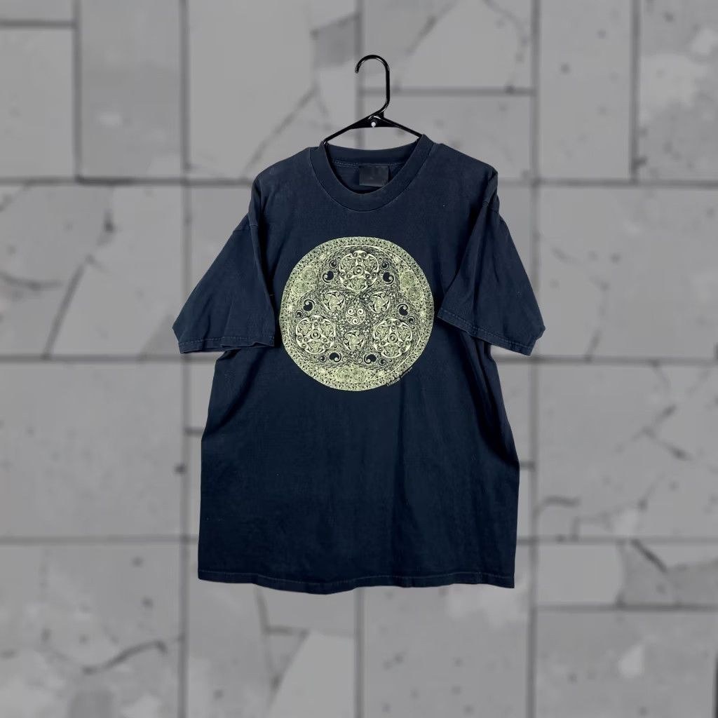 Vintage Celtic Triskelion Shirt Mens XL Black Mandala Graphic Tee Spirit Art Size US XL / EU 56 / 4 - 1 Thumbnail
