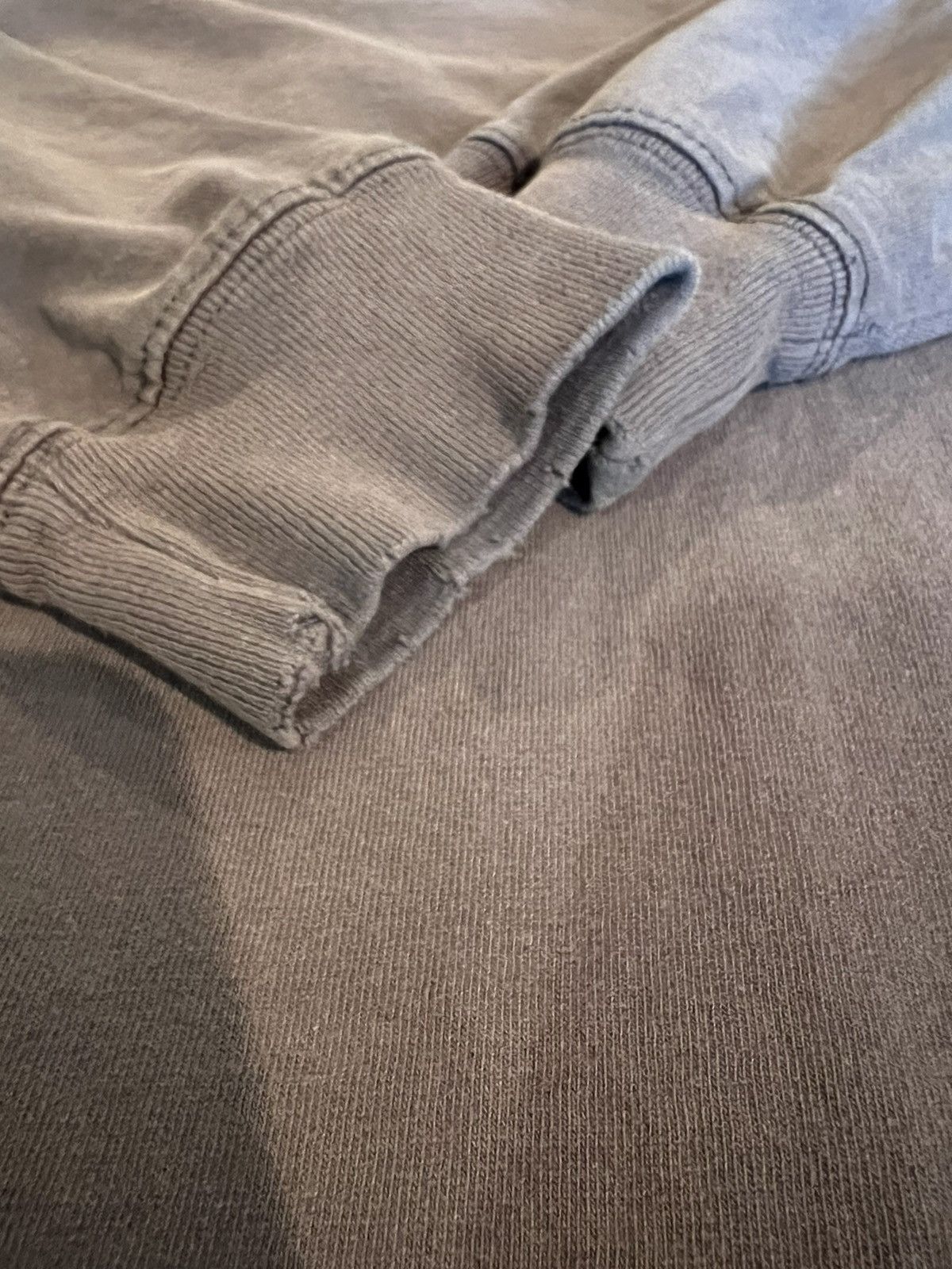 Carhartt Distressed Grey Carhartt Long-sleeve Size US L / EU 52-54 / 3 - 7 Thumbnail