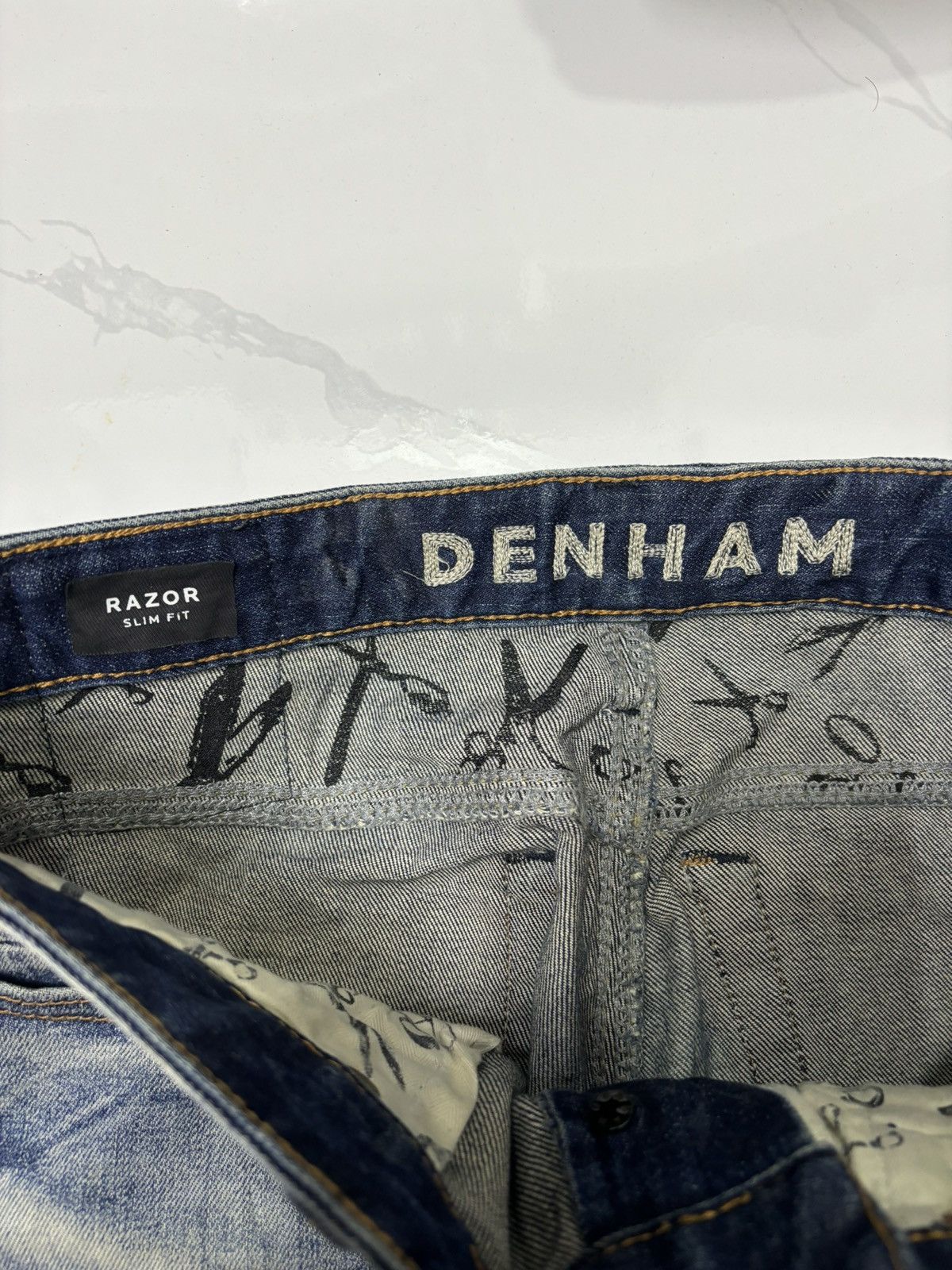 DENHAM DENHAM RAZOR SLIM FIT DISTRESSED DENIM JEANS Size US 29 - 7 Thumbnail