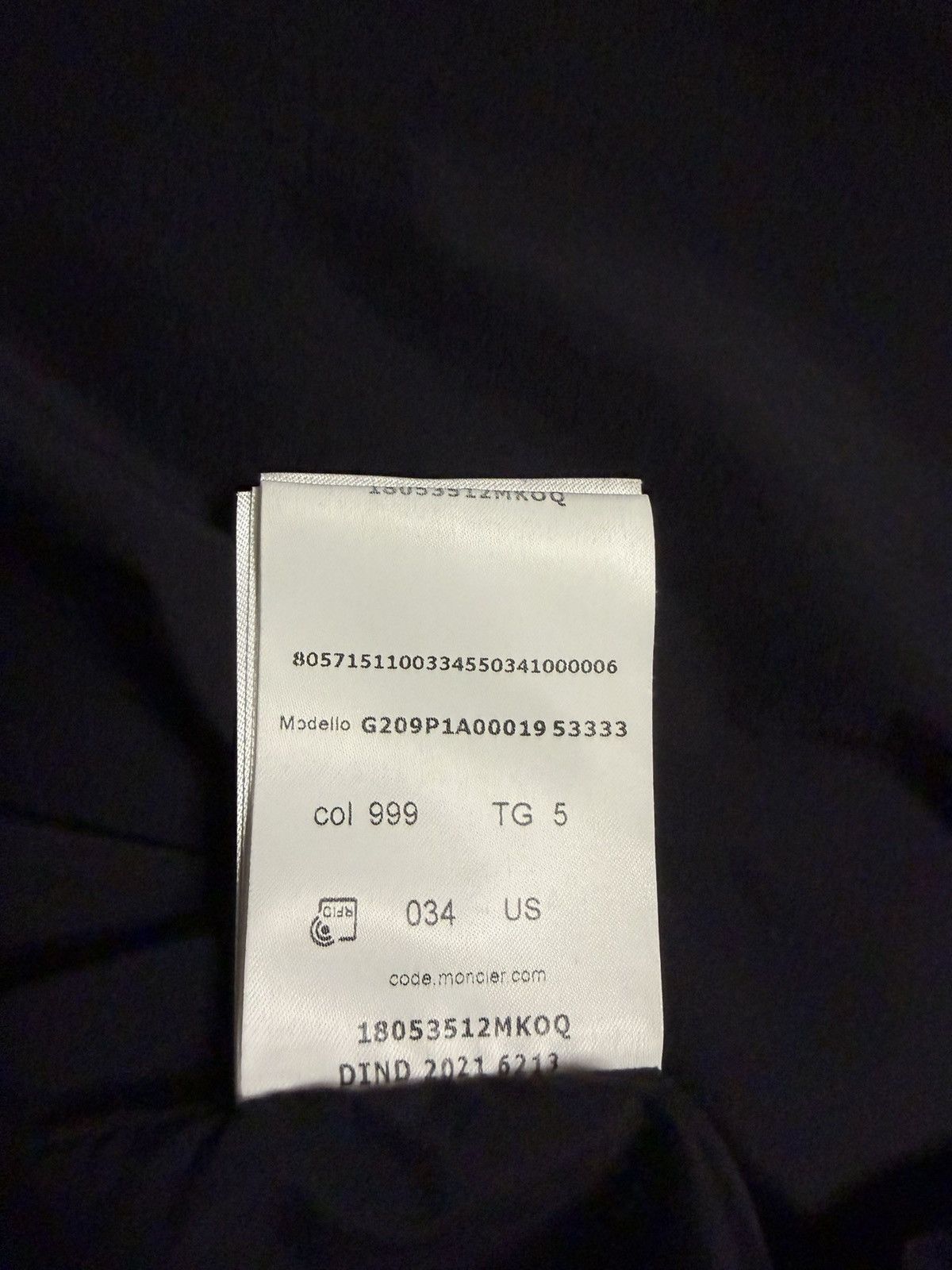 Moncler Moncler Black Bomber EXCLUSIVE Size US L / EU 52-54 / 3 - 13 Thumbnail