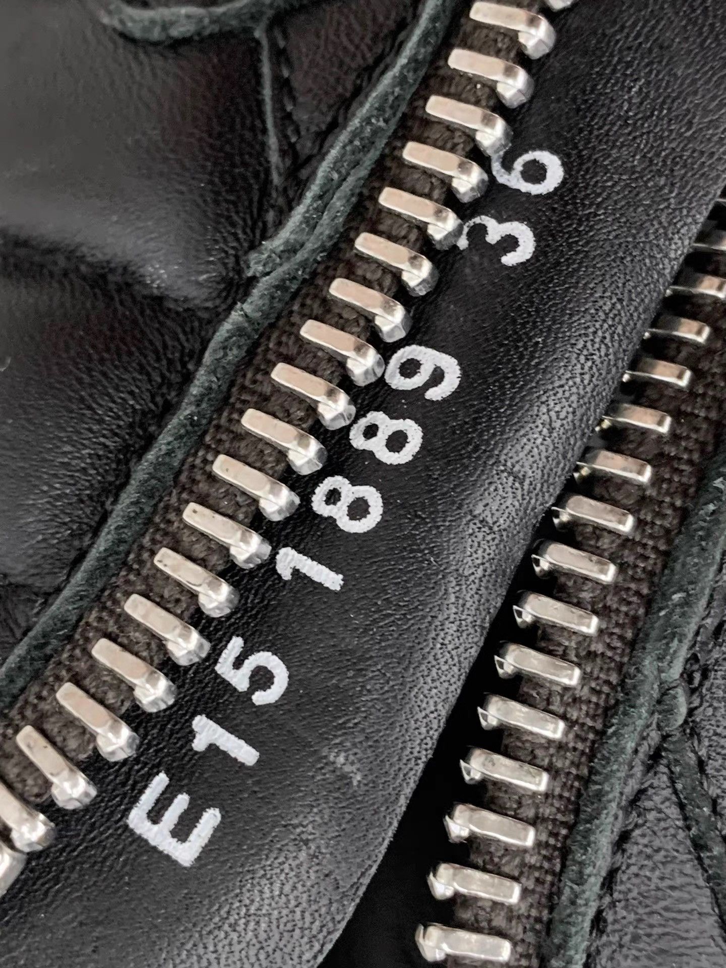 Rick Owens Rick Owens Mainline Sole Leather Inverted Triangle K34 Size US 6 / IT 36 - 9 Thumbnail