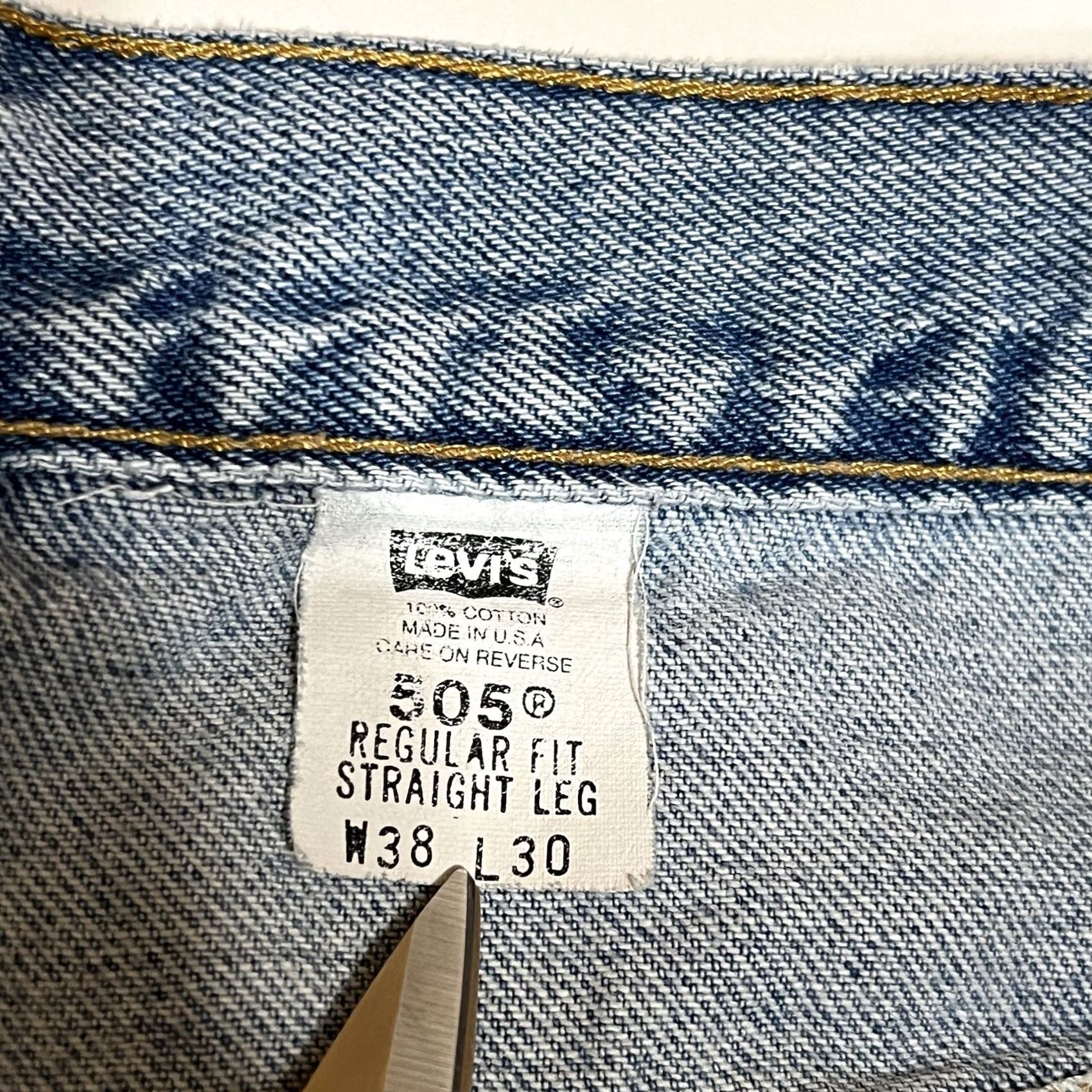 Levi's VINTAGE Levi's 505 Jeans Mens 36x30 Light Wash Straight 5-Pocket Denim Cotton Blue Regular Jeans Mens Size US 36 / EU 52 - 7 Thumbnail