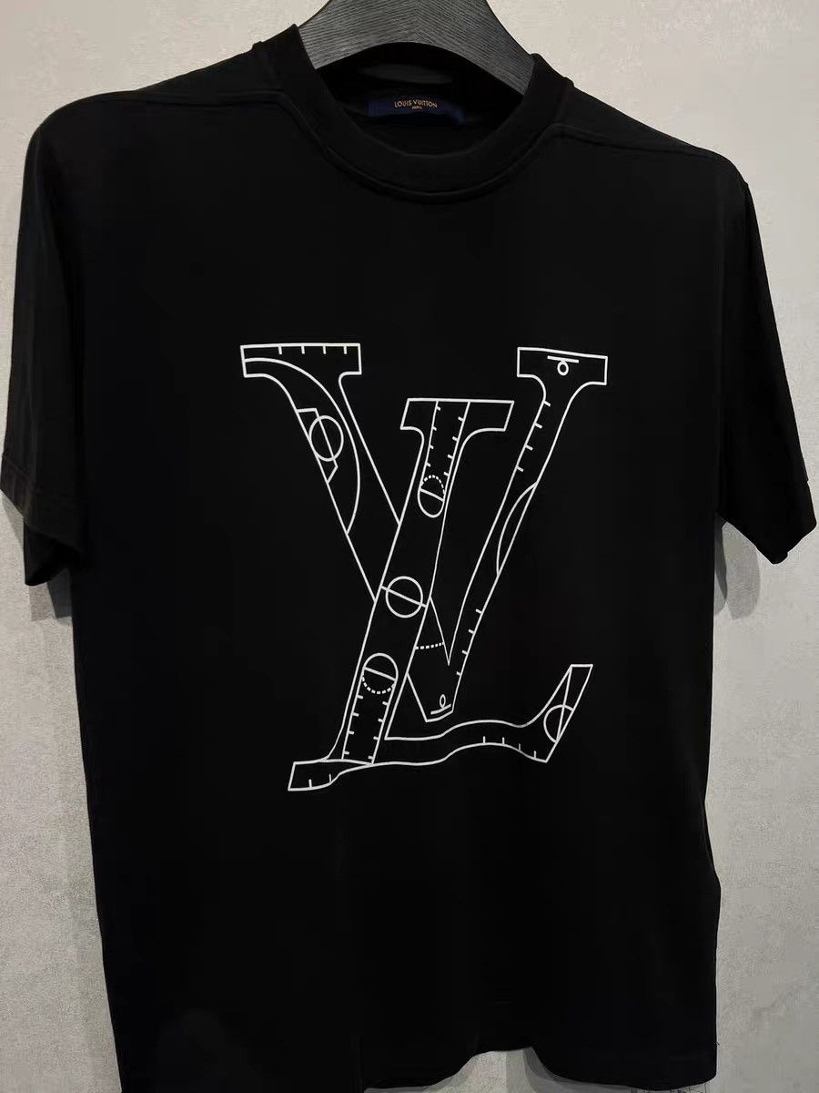 Louis Vuitton Louis Vuitton x NBA T - Shirt Size US M / EU 48-50 / 2 - 1 Thumbnail