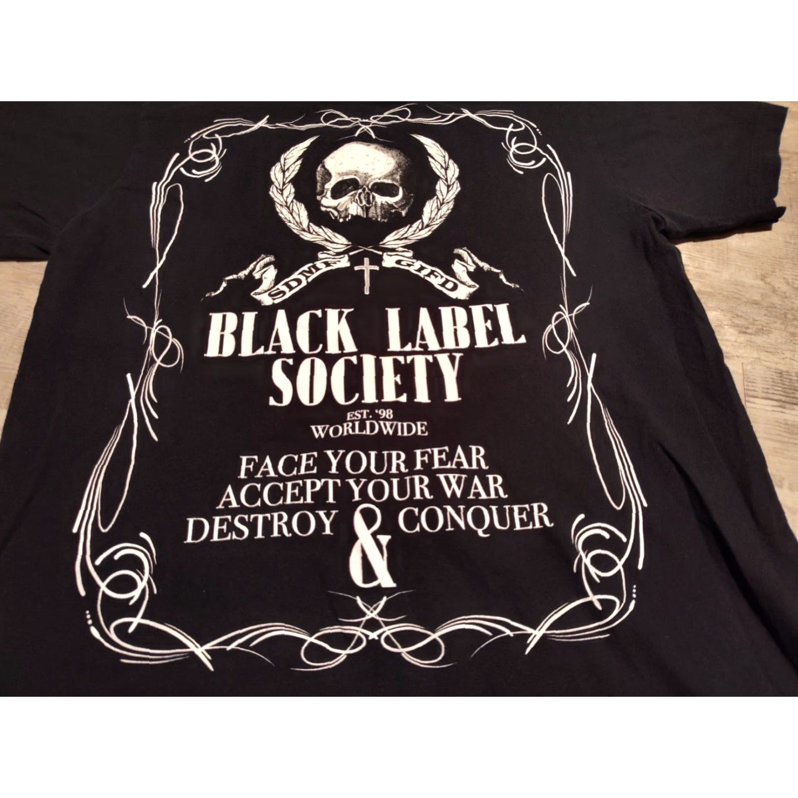Vintage VINTAGE Bay Island T-Shirt Men Large Black Crew Neck Short Sleeve Graphic Skull Band Music Y2K Size US L / EU 52-54 / 3 - 2 Thumbnail