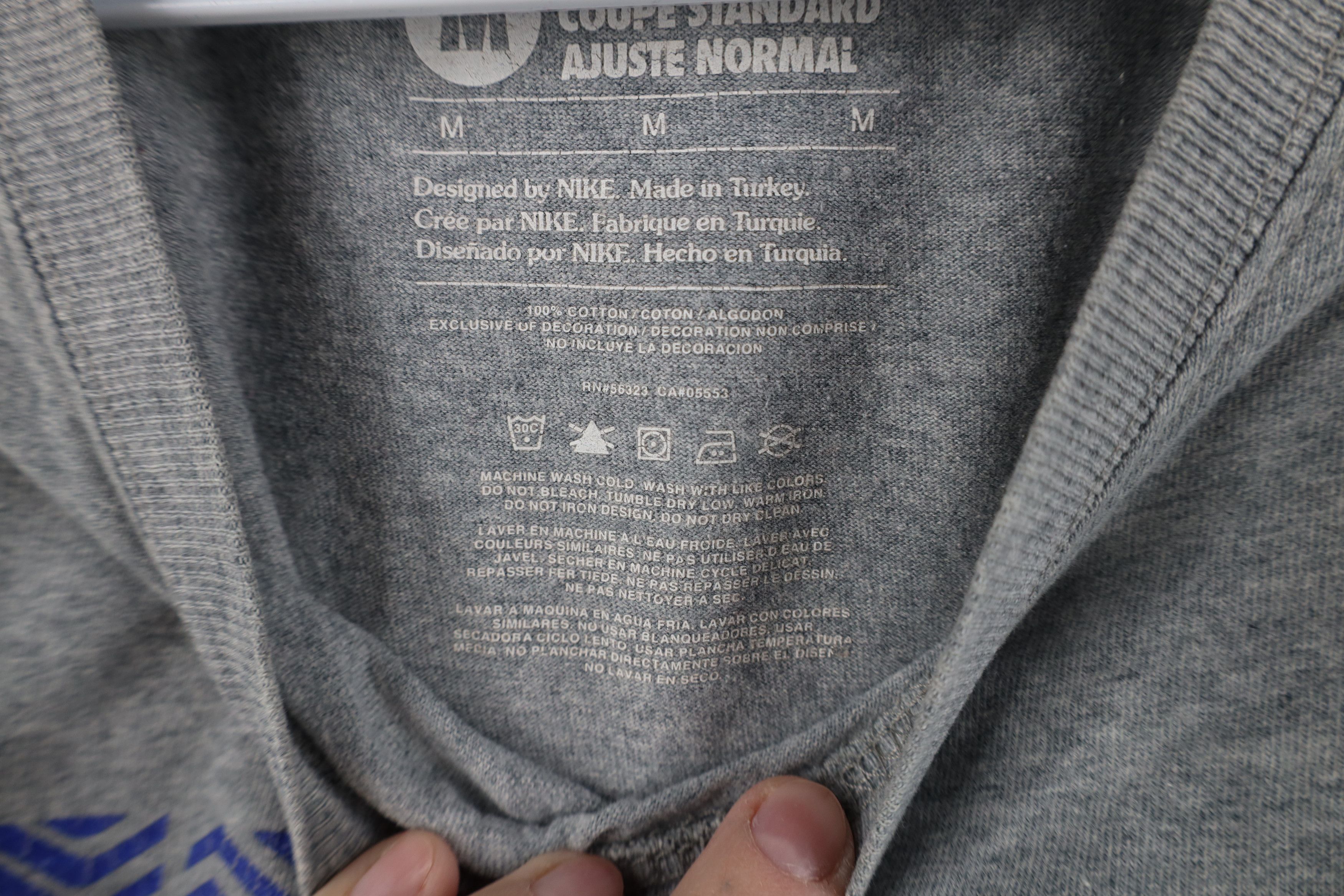 Nike Vintage Y2K Nike Just Do It Center Swoosh T-Shirt Gray Size US M / EU 48-50 / 2 - 10 Thumbnail