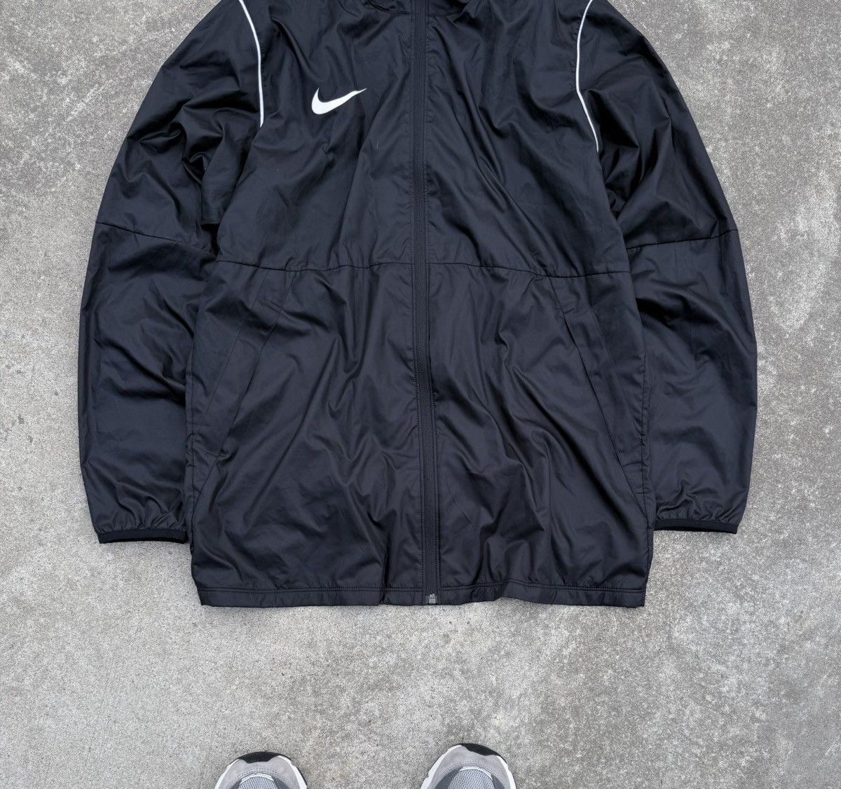 Nike × Vintage Vintage Nike Y2K avantgarde streetwear jacket Size US L / EU 52-54 / 3 - 2 Thumbnail