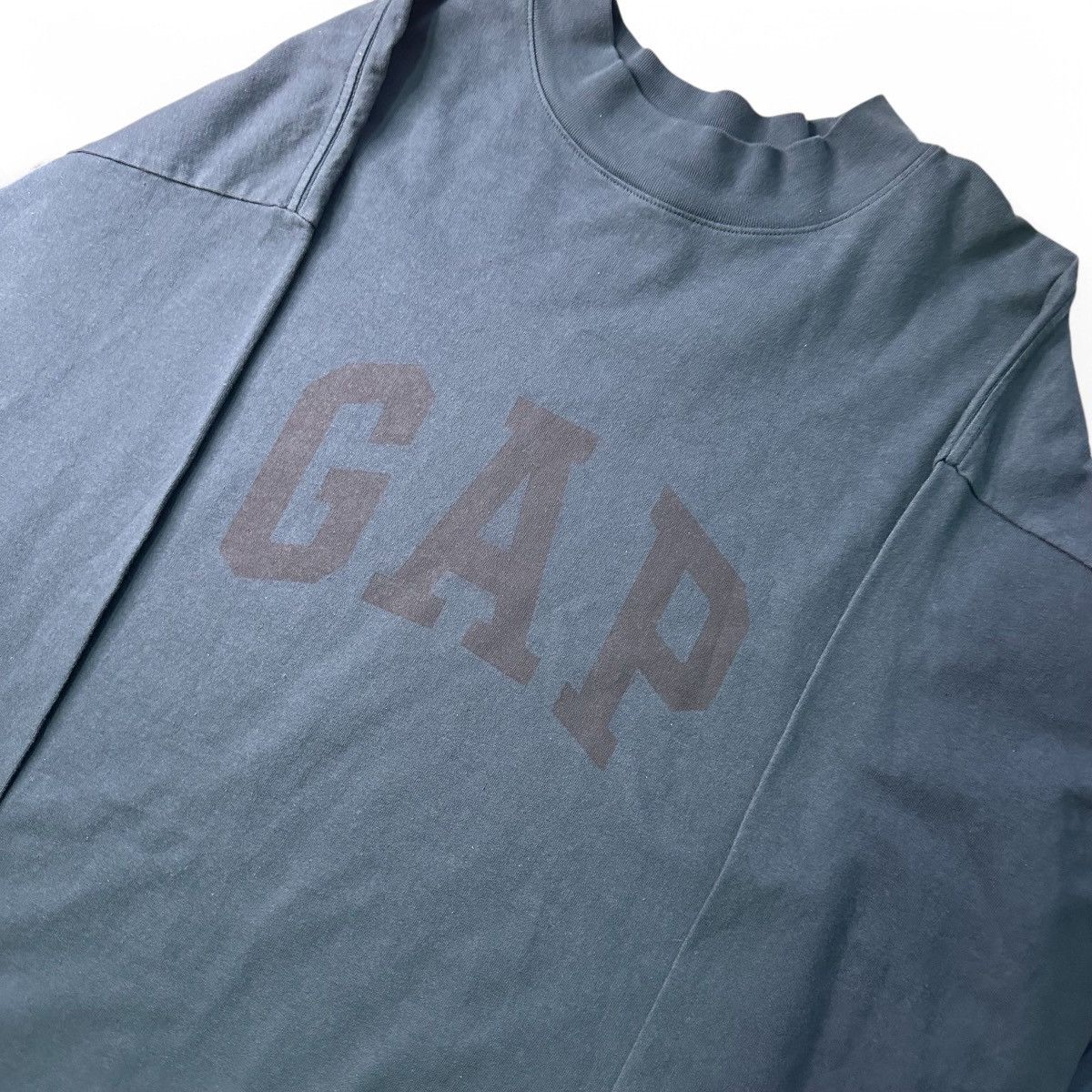 Balenciaga × Gap × Yeezy Yeezy Gap Engineered by Balenciaga Dove Longsleeve Tee Size US L / EU 52-54 / 3 - 2 Thumbnail