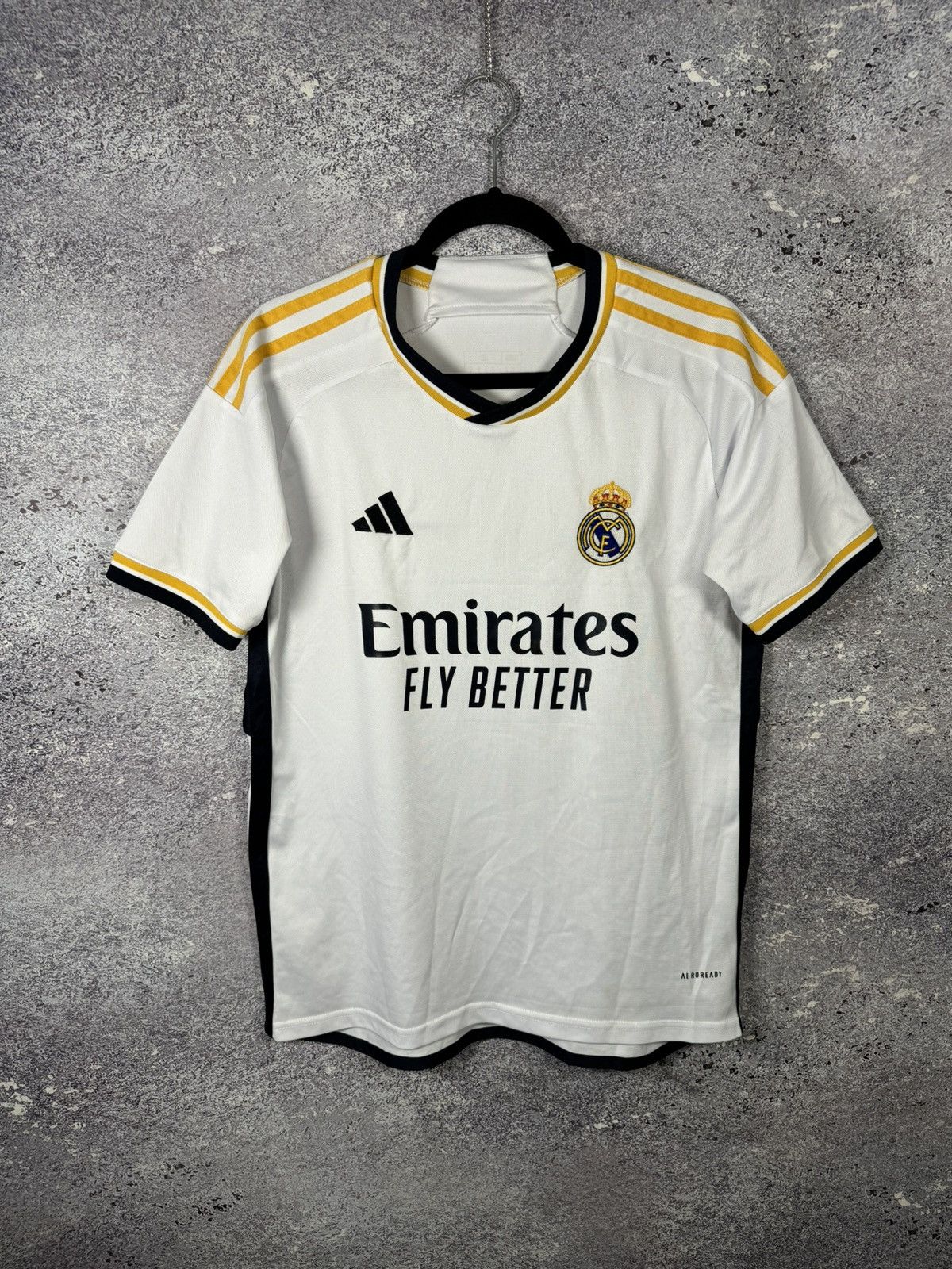 Vintage BELLINGHAM Real Madrid 2023/24 Fan Soccer Jersey Small Size US S / EU 44-46 / 1 - 2 Thumbnail
