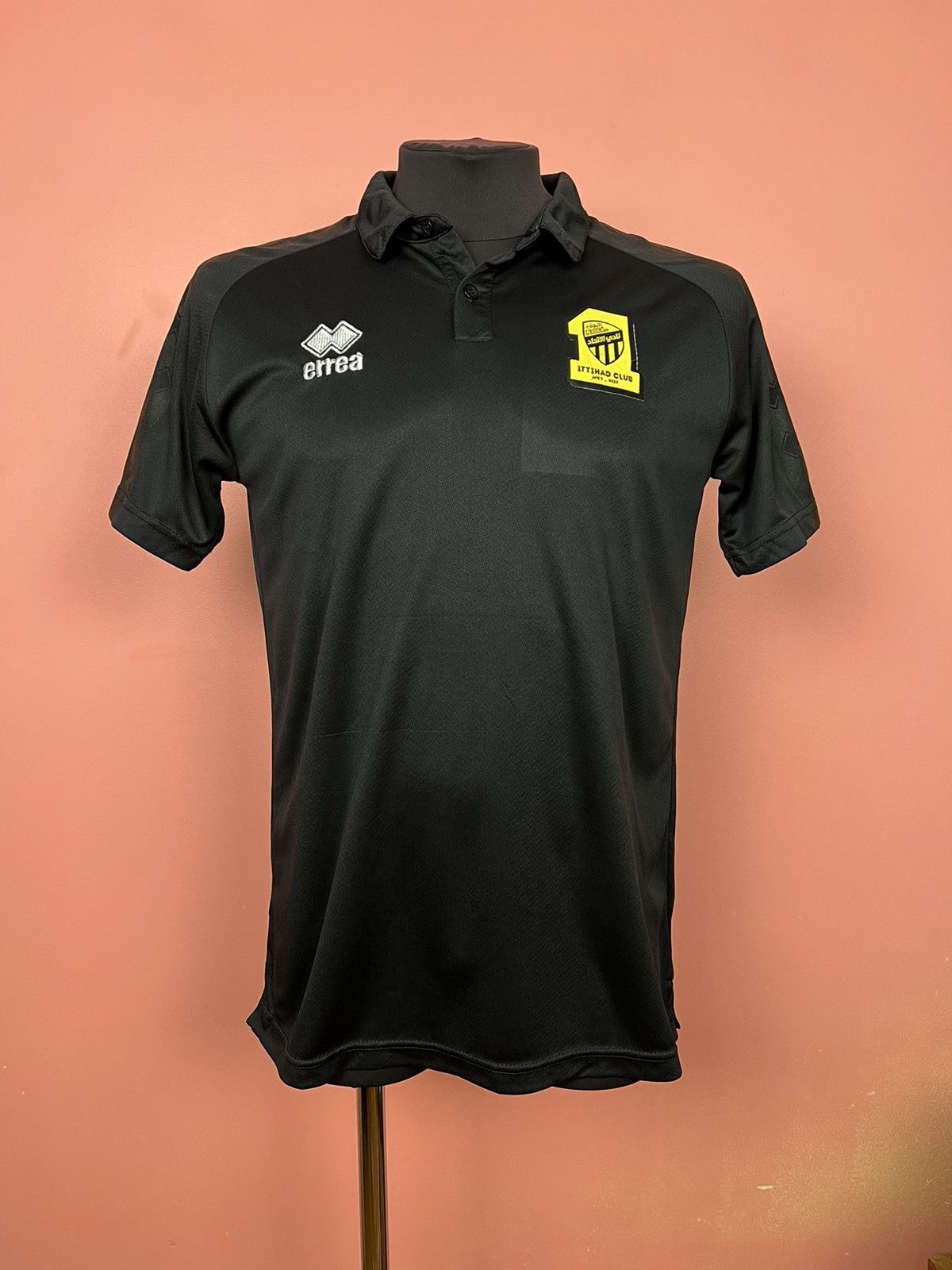 Errea Soccer jersey errea ittihad football Size US M / EU 48-50 / 2 - 1 Thumbnail