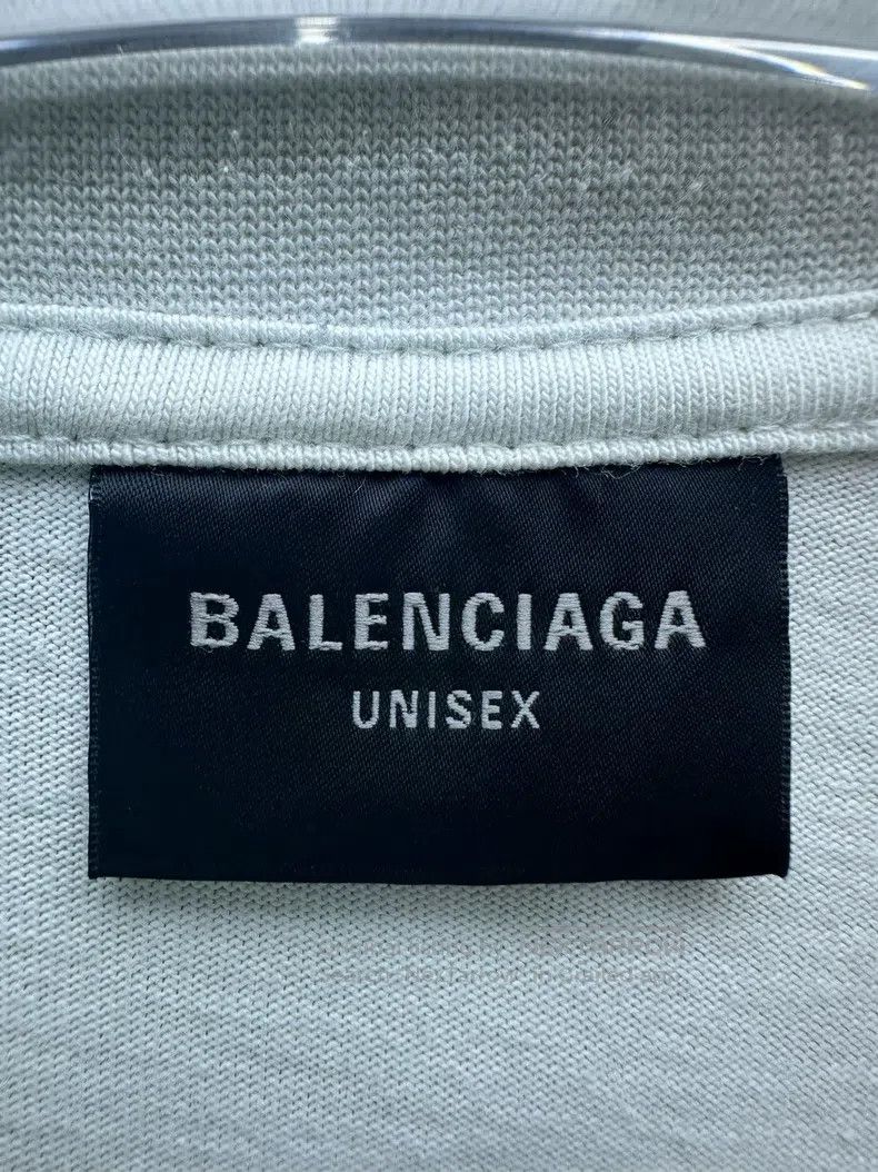 Balenciaga Balenciaga Man Utd Distressed Dye Destroyed Short Sleeve Size US S / EU 44-46 / 1 - 3 Thumbnail
