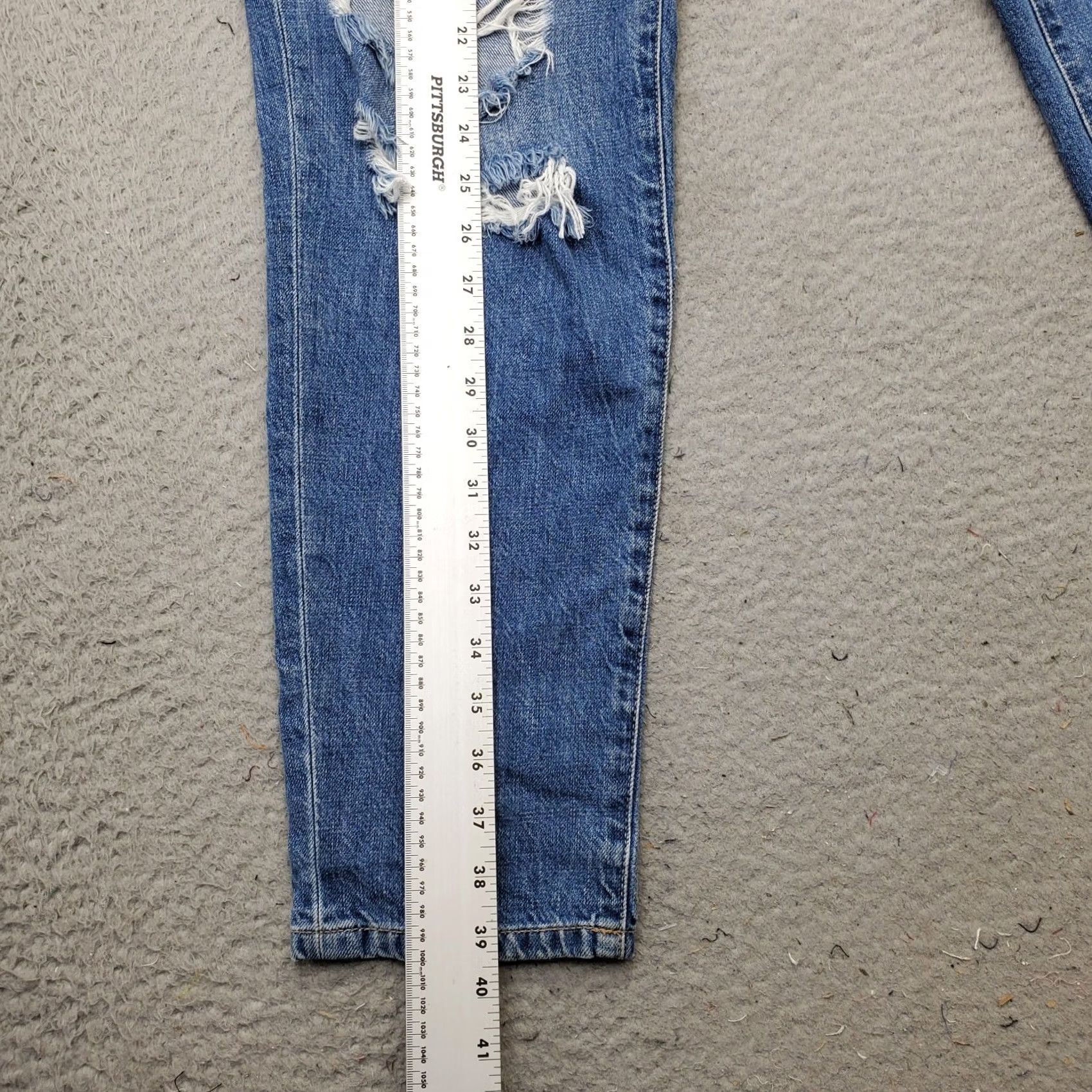 Vintage KanCan Womens Jeans 11 Distressed Skinny Blue Denim 29.5 Inseam Regular 33.5 Waist 5-Pocket Style Stretch Fashion Mens Womens Boys Girls Size 32" / US 10 / IT 46 - 3 Thumbnail