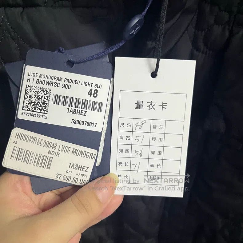 Louis Vuitton Louis Vuitton Black Solid Comfortable Lightweight Lined Tu Size US M / EU 48-50 / 2 - 2 Thumbnail