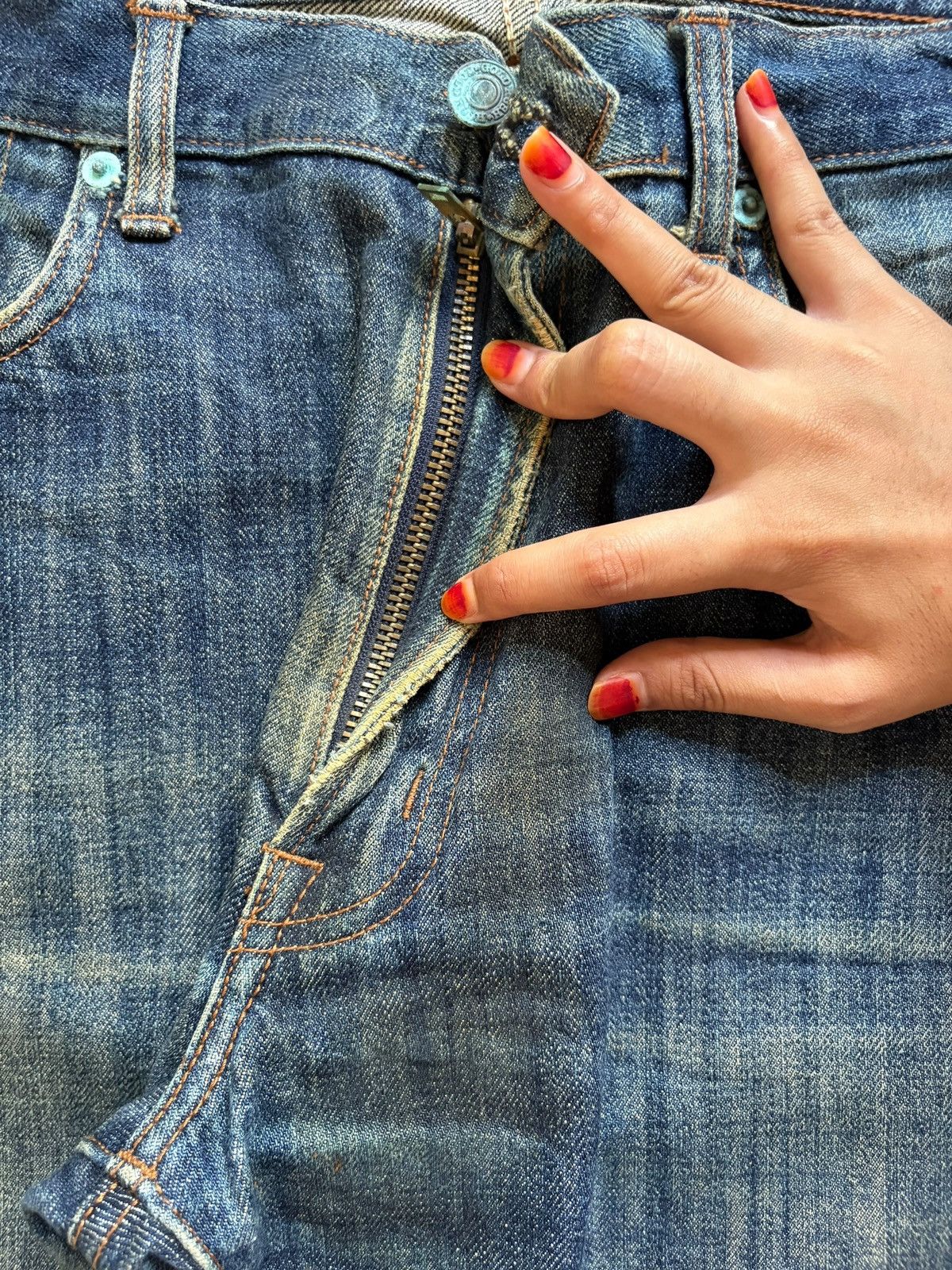 Japanese Brand Vintage Japanese Brand Rusty Mud Wash Loose Baggy Jeans Size US 32 / EU 48 - 3 Thumbnail