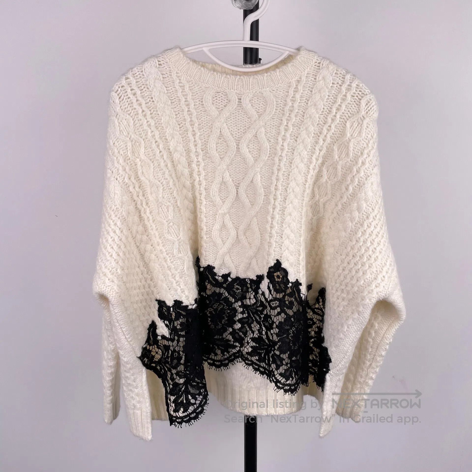 Valentino Valentino Heavy handcrafted lace mohair ivory white sweate Size US XS / EU 42 / 0 - 1 Thumbnail