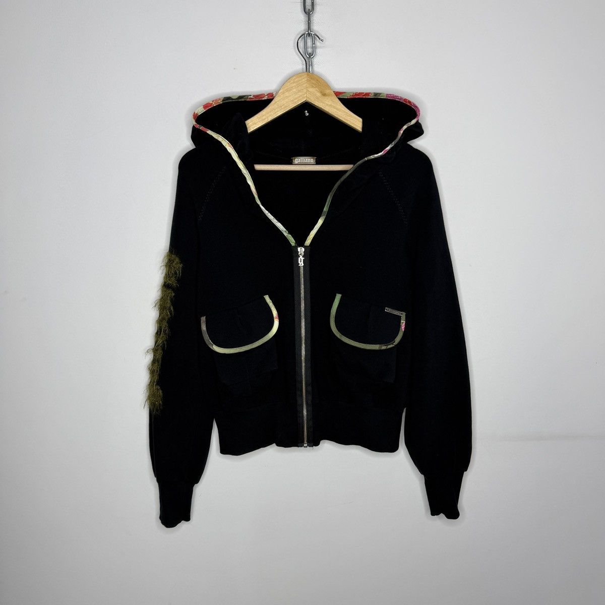 John Galliano John Galliano Hoodie Sweatshirt Boxy Y2K Fur Logo Retro Size M / US 6-8 / IT 42-44 - 1 Thumbnail