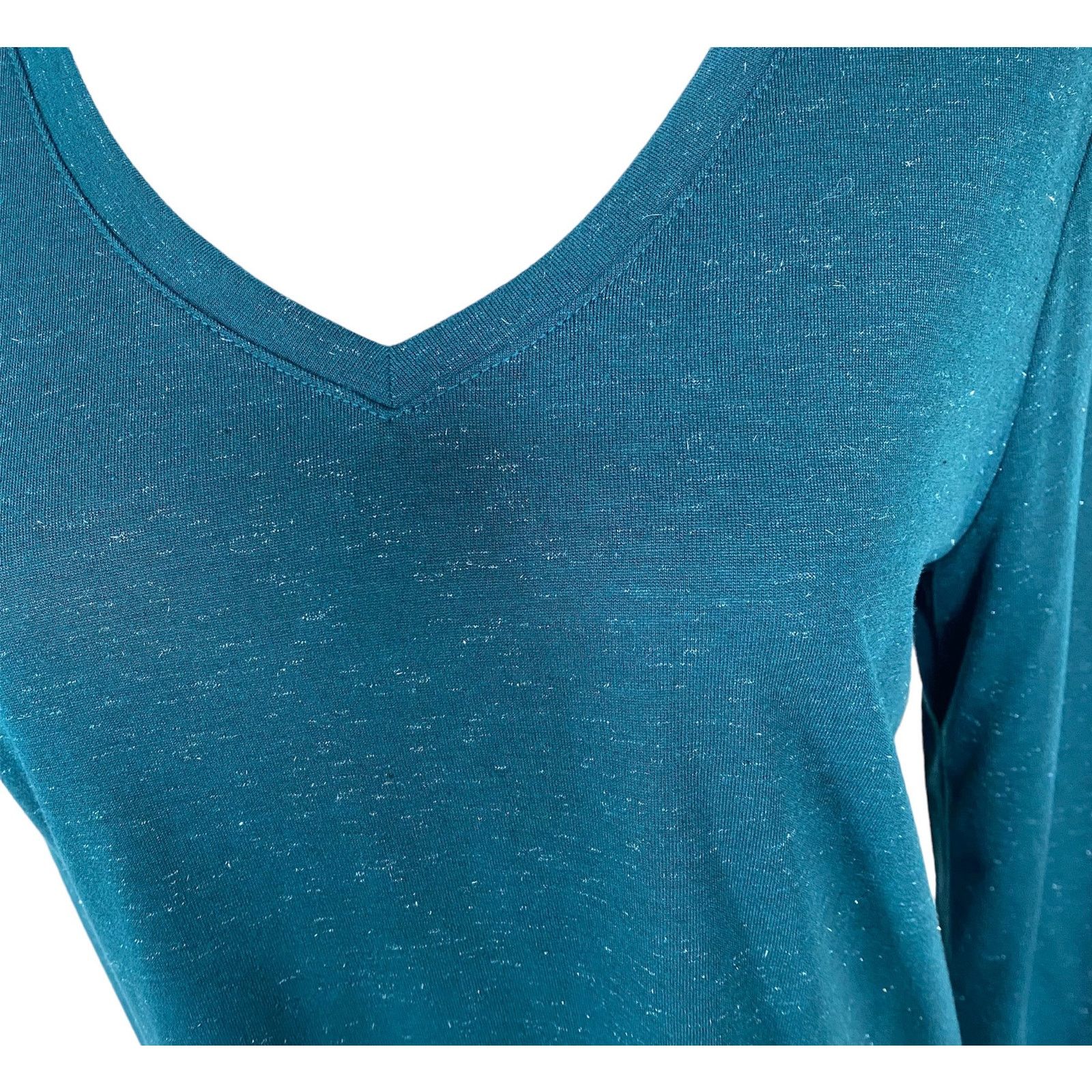 Faded Glory NWOT Teal & Silver Sparkle Long Sleeve V-Neck Pleated Shirt Size S / US 4 / IT 40 - 2 Thumbnail