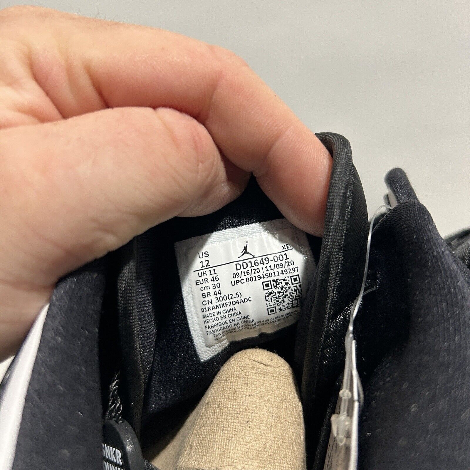 Nike Nike Air Jordan 1 Retro Mid SE “All-Star/Carbon Fiber” 2024 Size US 12 / EU 45 - 6 Thumbnail