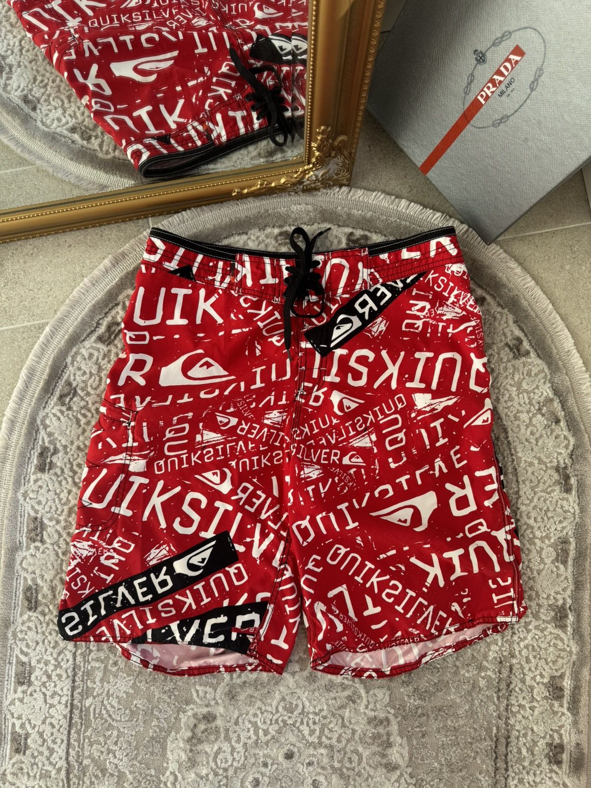 Quiksilver Vintage Quiksilver Shorts Big Logo Y2K Style 90s Surfing Size US 32 / EU 48 - 1 Thumbnail