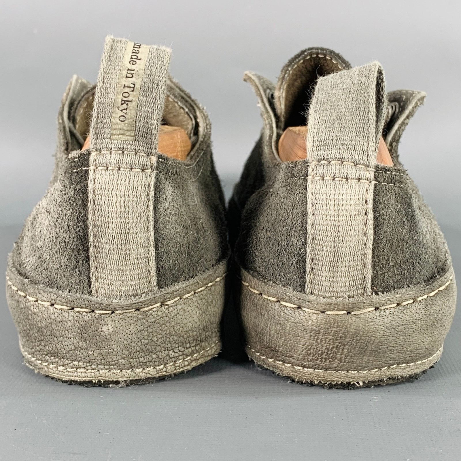 volga volga 7 Grey Distressed Suede Low Top Rubber Sole Sneakers Size US 7 / IT 37 - 3 Thumbnail