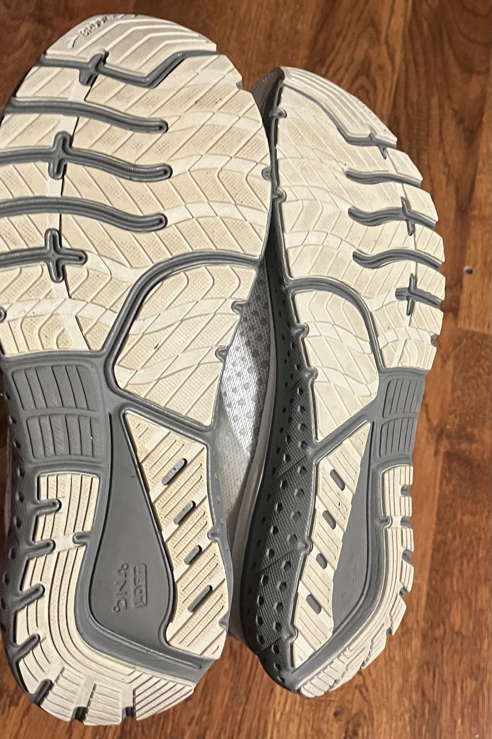 Brooks Brooks Glycerin 18 Running Shoes White Gray Size US 9 / IT 39 - 7 Thumbnail