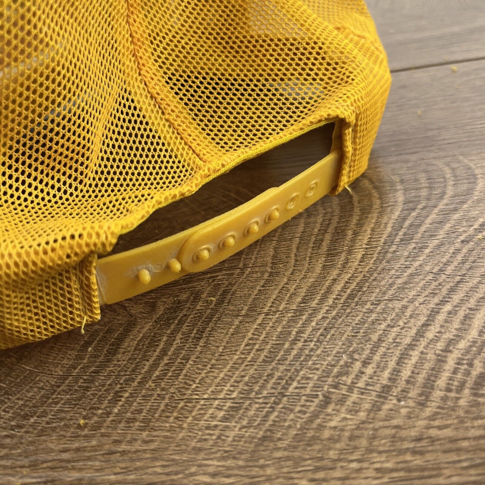 Other Never Give a Sucker an Even Break Yellow Hat Adjustable Adul Size ONE SIZE - 11 Thumbnail