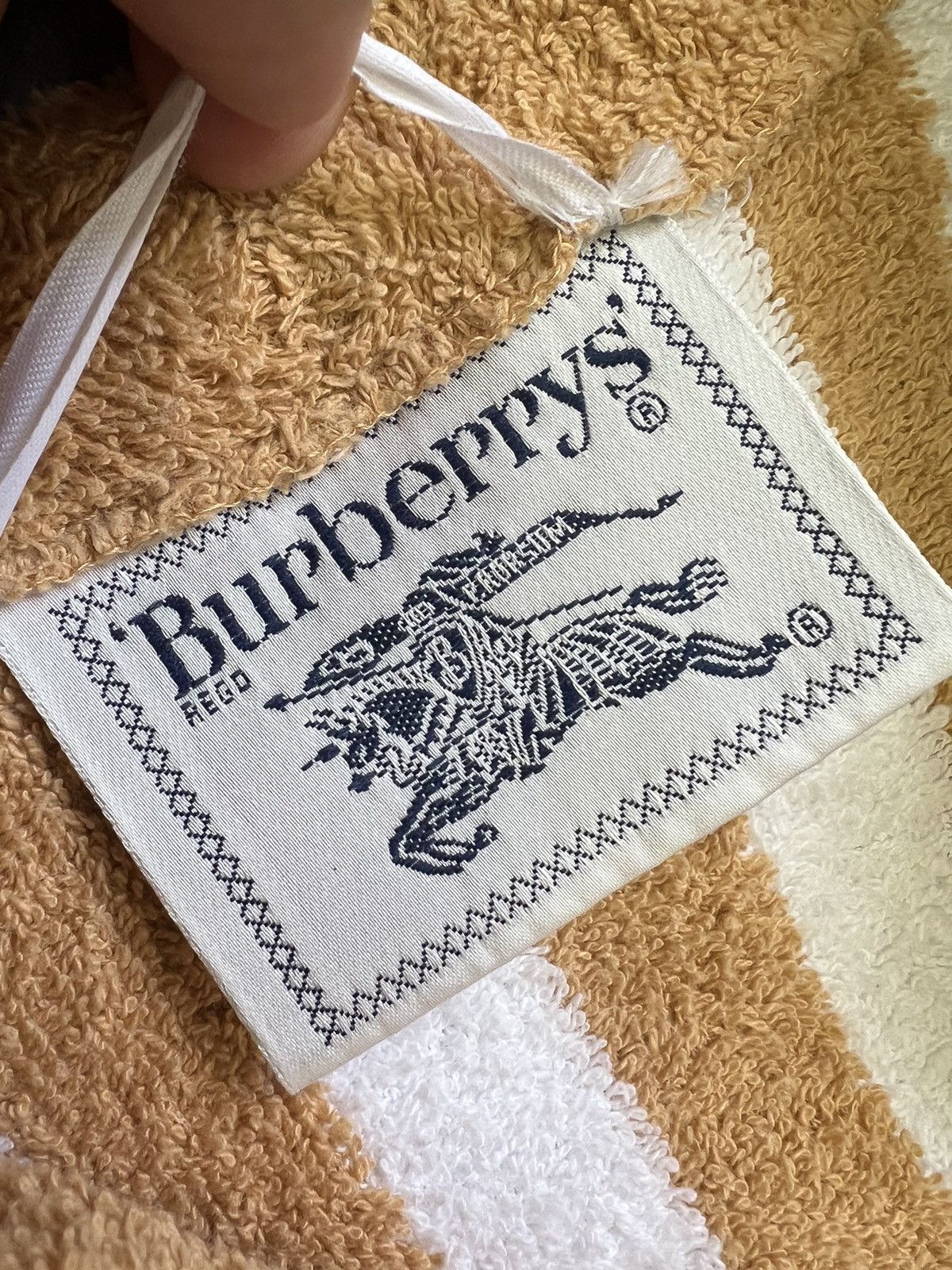 Burberry × Vintage 90s Crazy Burberry towel teddy zip jacket Size ONE SIZE - 6 Thumbnail