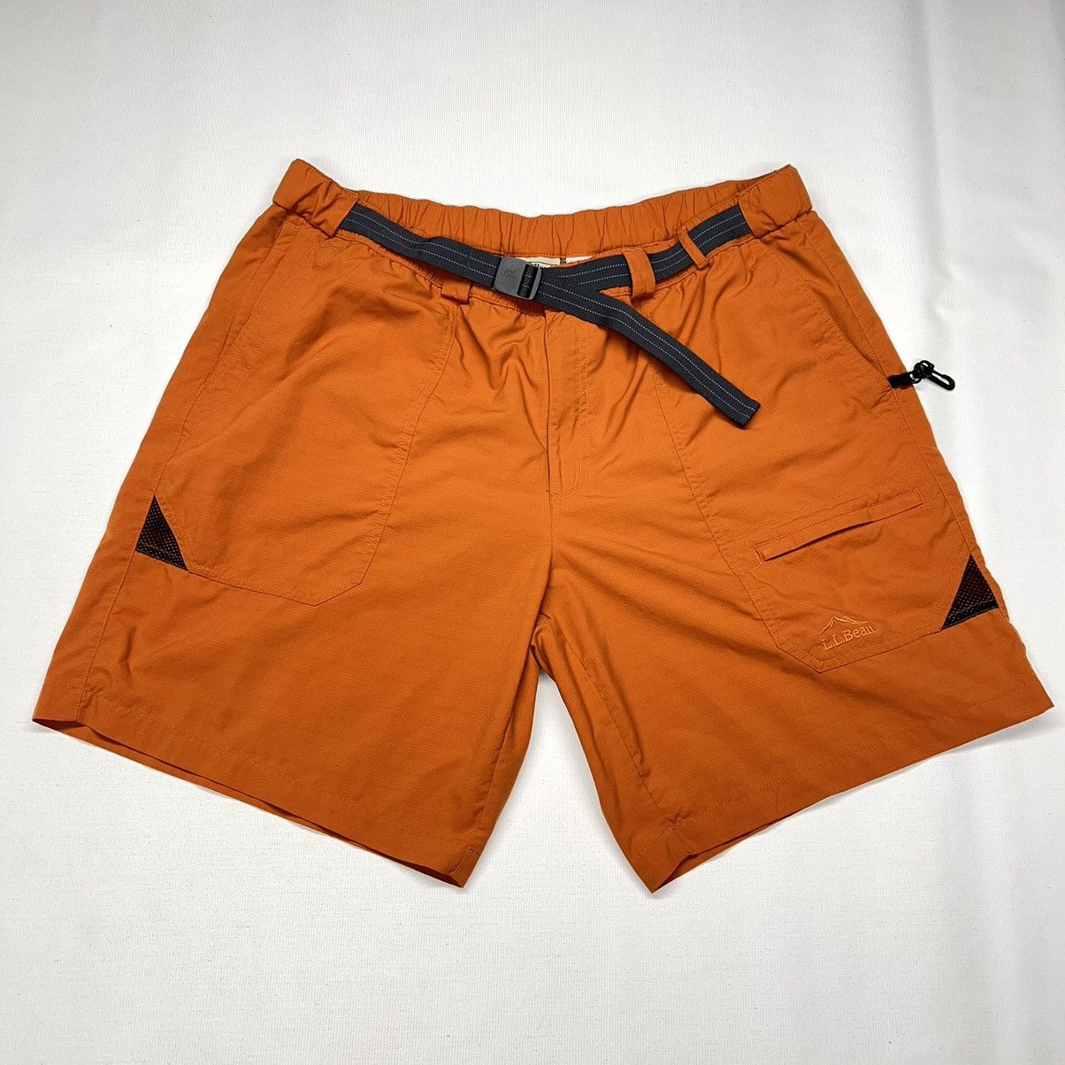 L.L. Bean × Vintage LL Bean Shorts Regular Orange Nylon Lined Belted Pockets Size US 36 / EU 52 - 1 Thumbnail