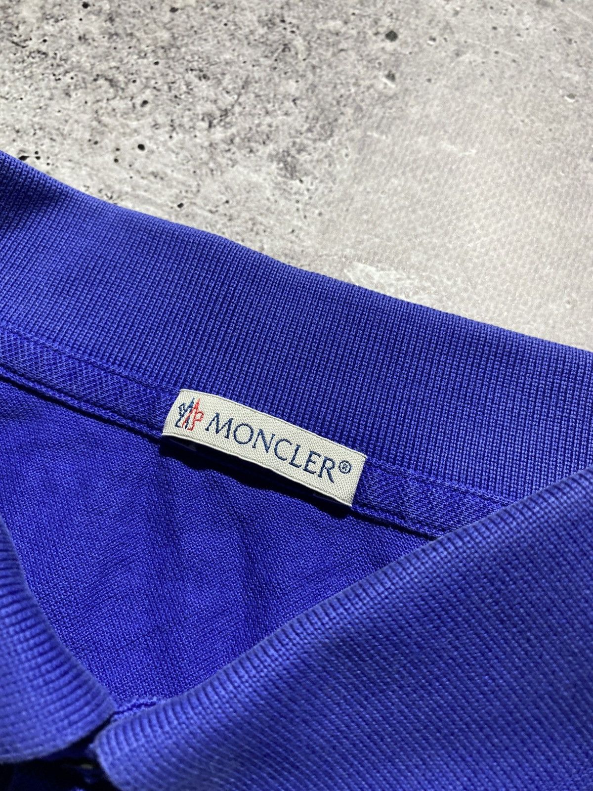 Moncler 🔥Moncler rare logo polo Size US S / EU 44-46 / 1 - 5 Thumbnail