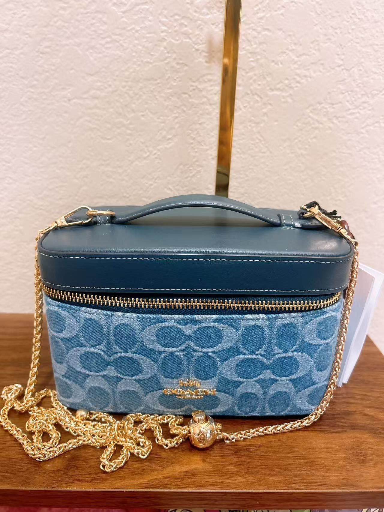 Coach Cosmetic Case In Signature Denim CDC16 with long crossbody Size ONE SIZE - 1 Thumbnail