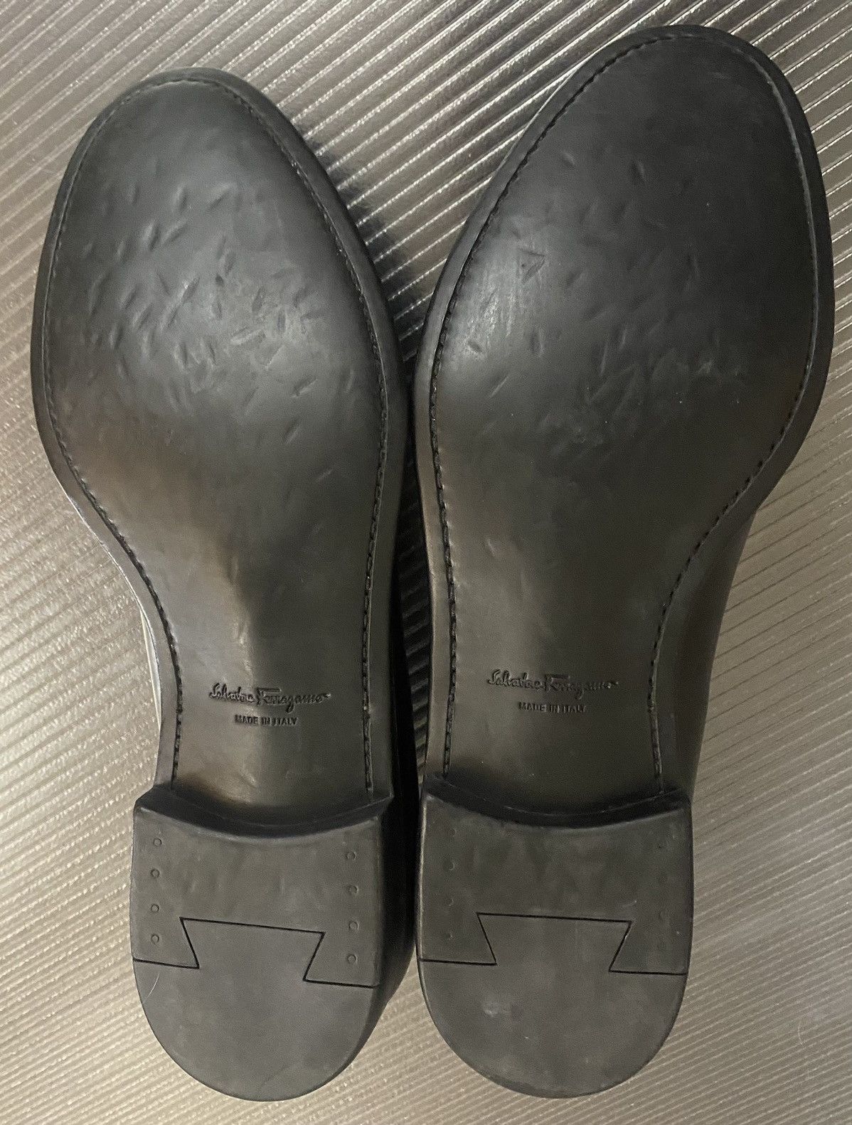 Salvatore Ferragamo Ferragamo 🇮🇹 black calf Sasha tassel loafer 9 EEE NEW Size US 9 / EU 42 - 9 Thumbnail