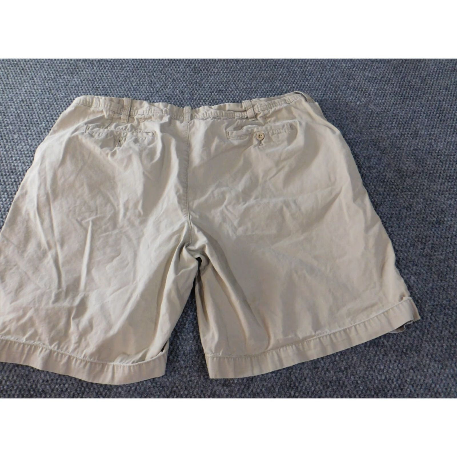 Izod Izod Mens Shorts 42 Beige Stretch Chino Luxury Sport Khaki Classic 4242 Men Regular Beige Stretch Logo Flat Front Cotton Knit Knit Vintage No? Size US 42 / EU 58 - 7 Thumbnail
