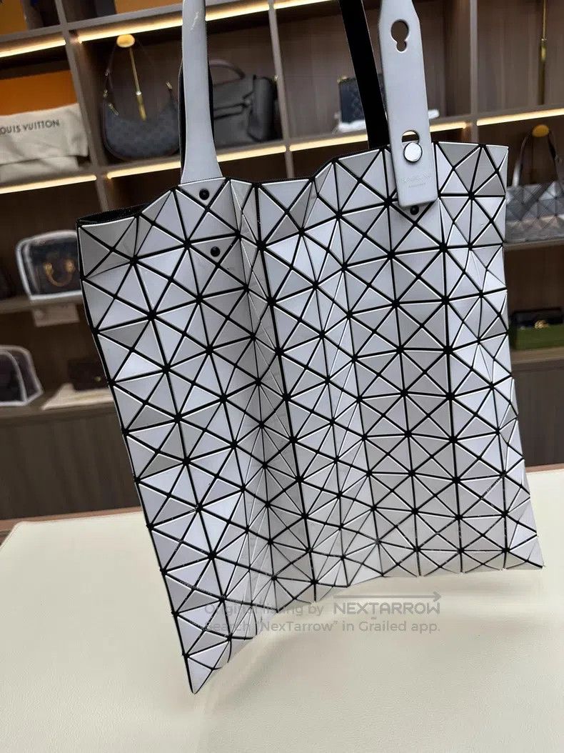 Issey Miyake Issey Miyake White Ten-grid Tote Bag Size ONE SIZE - 1 Thumbnail