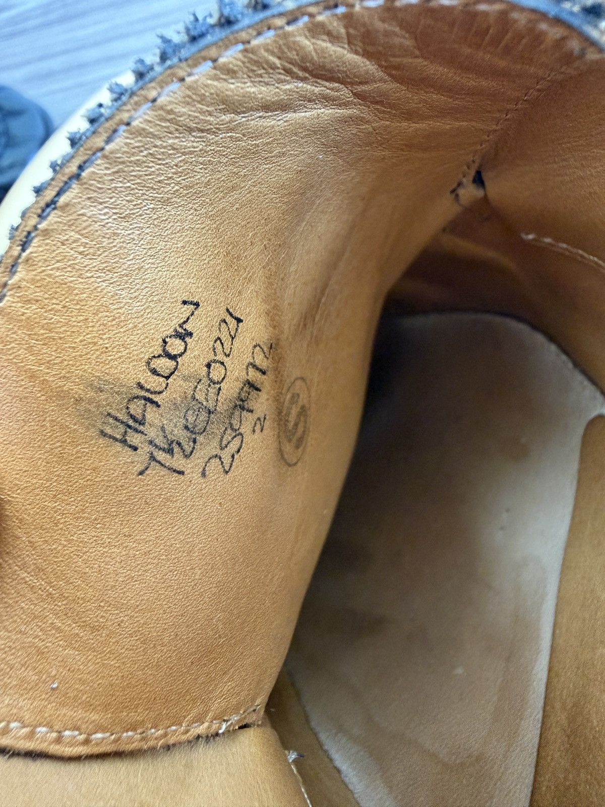 John Lobb 7.5EE Olive suede haloon derby Size US 8.5 / EU 41-42 - 13 Thumbnail