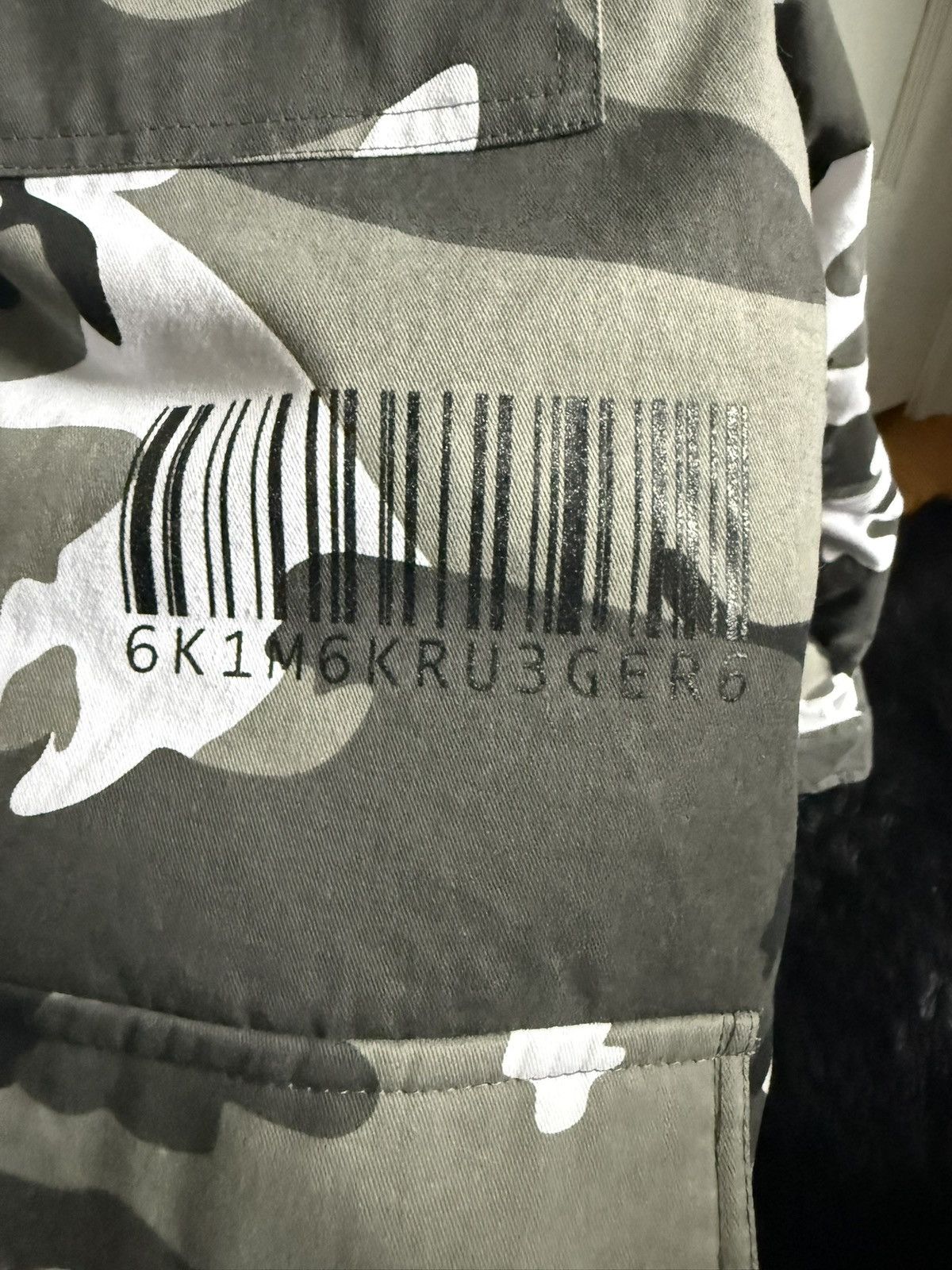 Kim Krueger Kim Krueger 1/50 Camo Bomber Size US L / EU 52-54 / 3 - 3 Thumbnail
